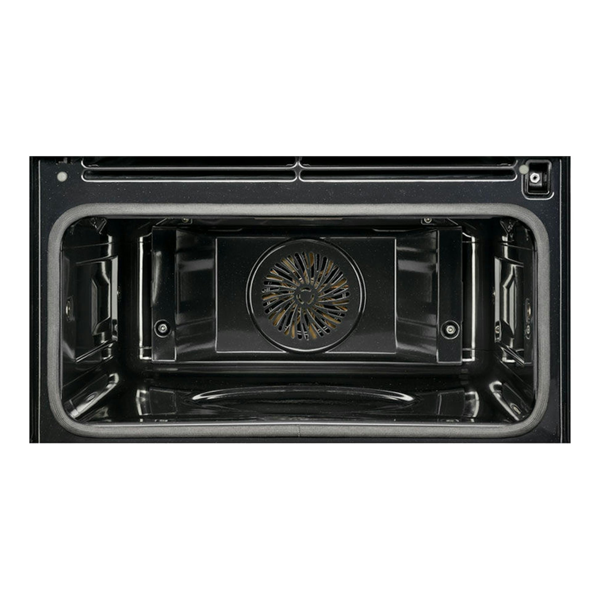 Interior de horno Electrolux EVE8P21X inox, vista frontal, cavidad negra con ventilador central.
