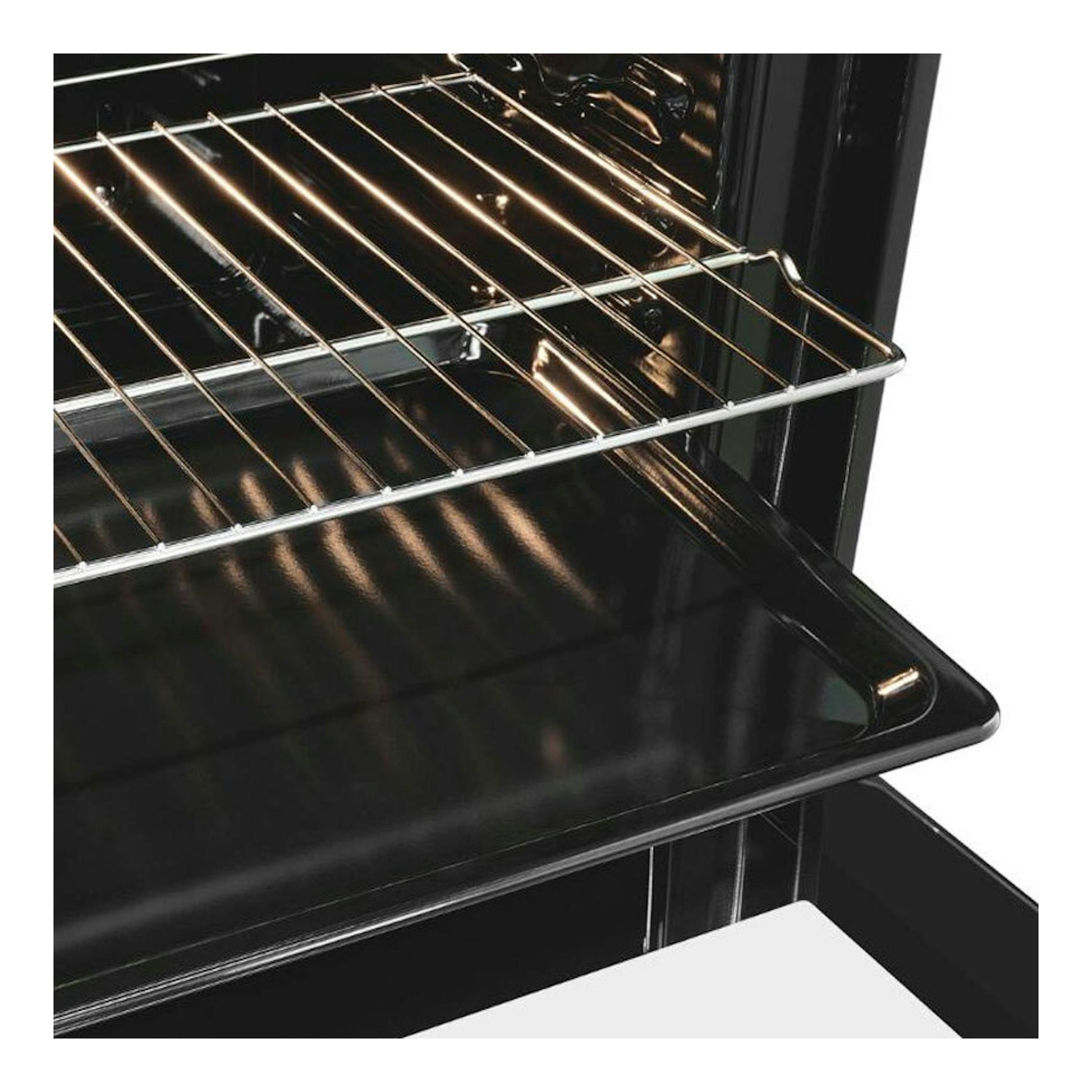 Interior de horno Exquisit EBE 255-U-020 negro, vista interior con rejilla y bandeja metálica.