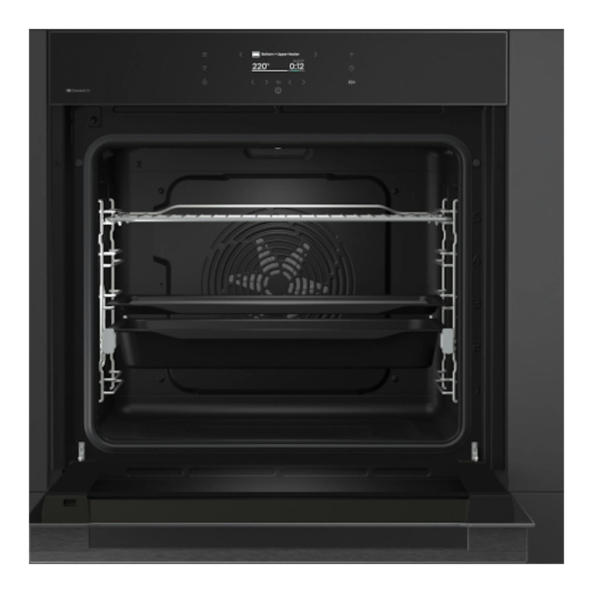 Horno empotrado negro Hisense BI611A8B, abierto, vista frontal del interior con panel digital.