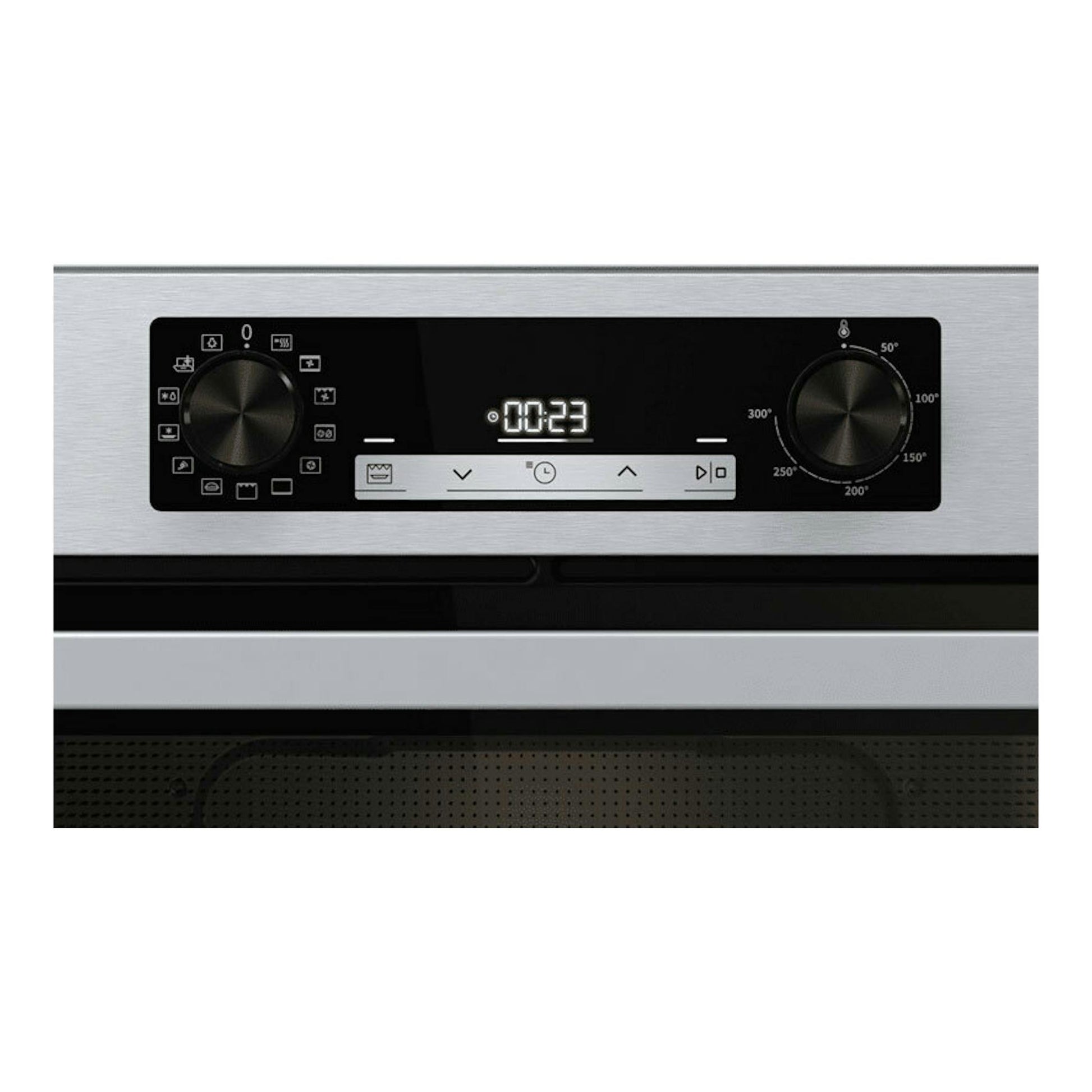 Hisense BI64213E14PX: horno empotrable inox, vista frontal, panel negro con display digital y dos mandos.