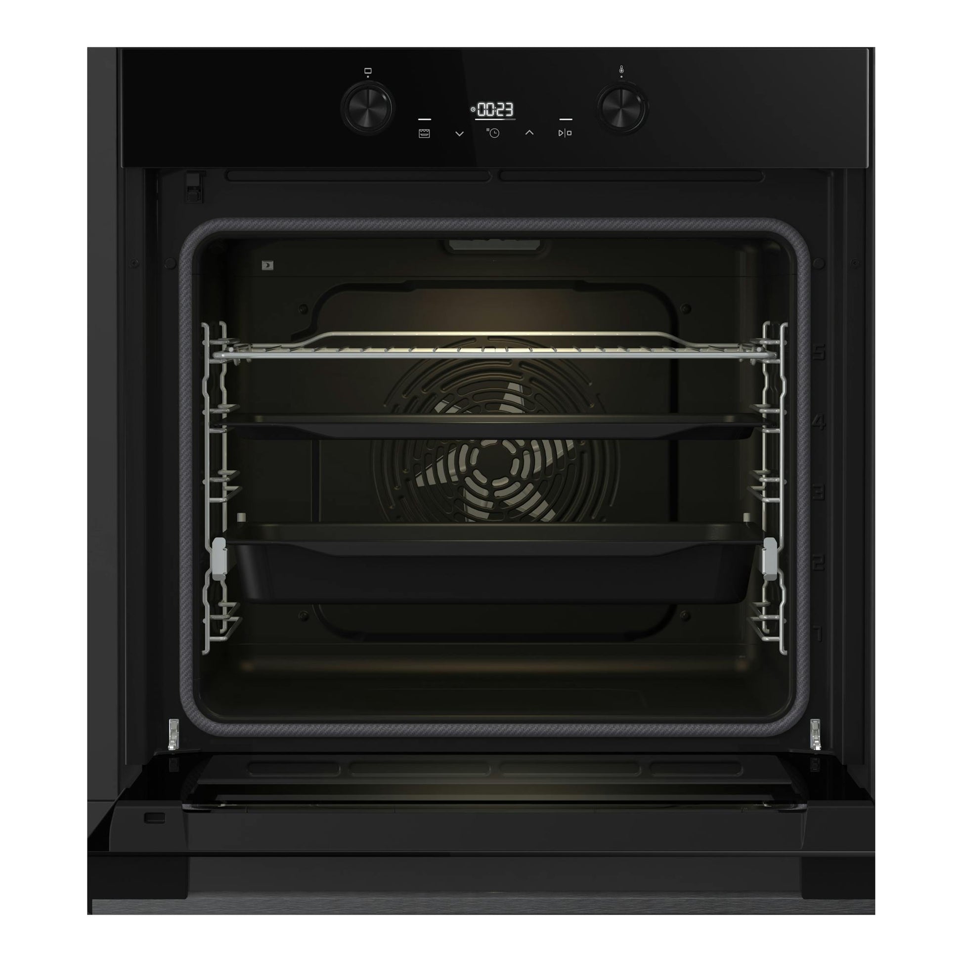 Horno empotrable Hisense BI64223EPBG negro, con puerta abierta, panel digital e interior con ventilador.