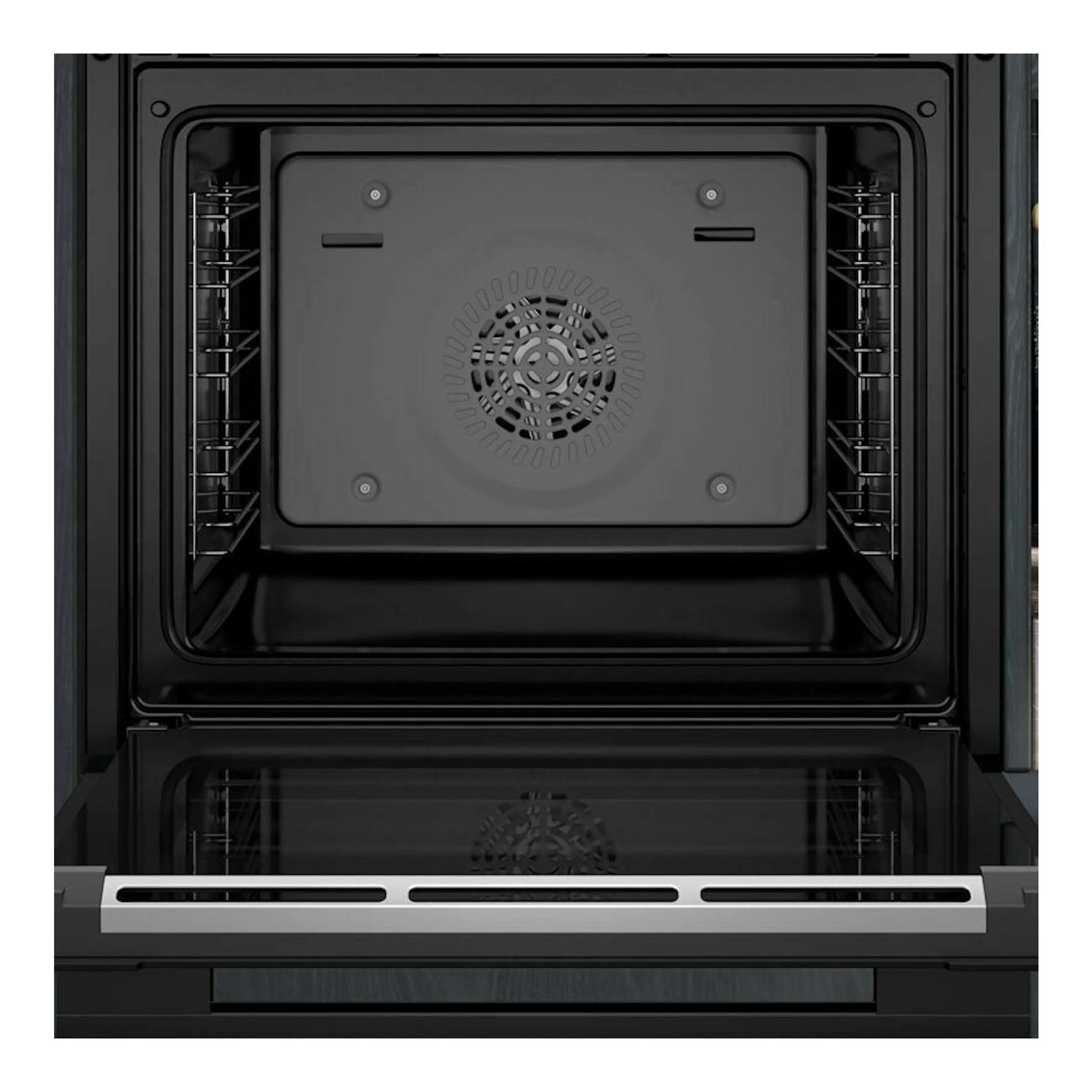 Siemens HB734G1B1, horno integrable negro abierto, vista frontal del interior con ventilador central.
