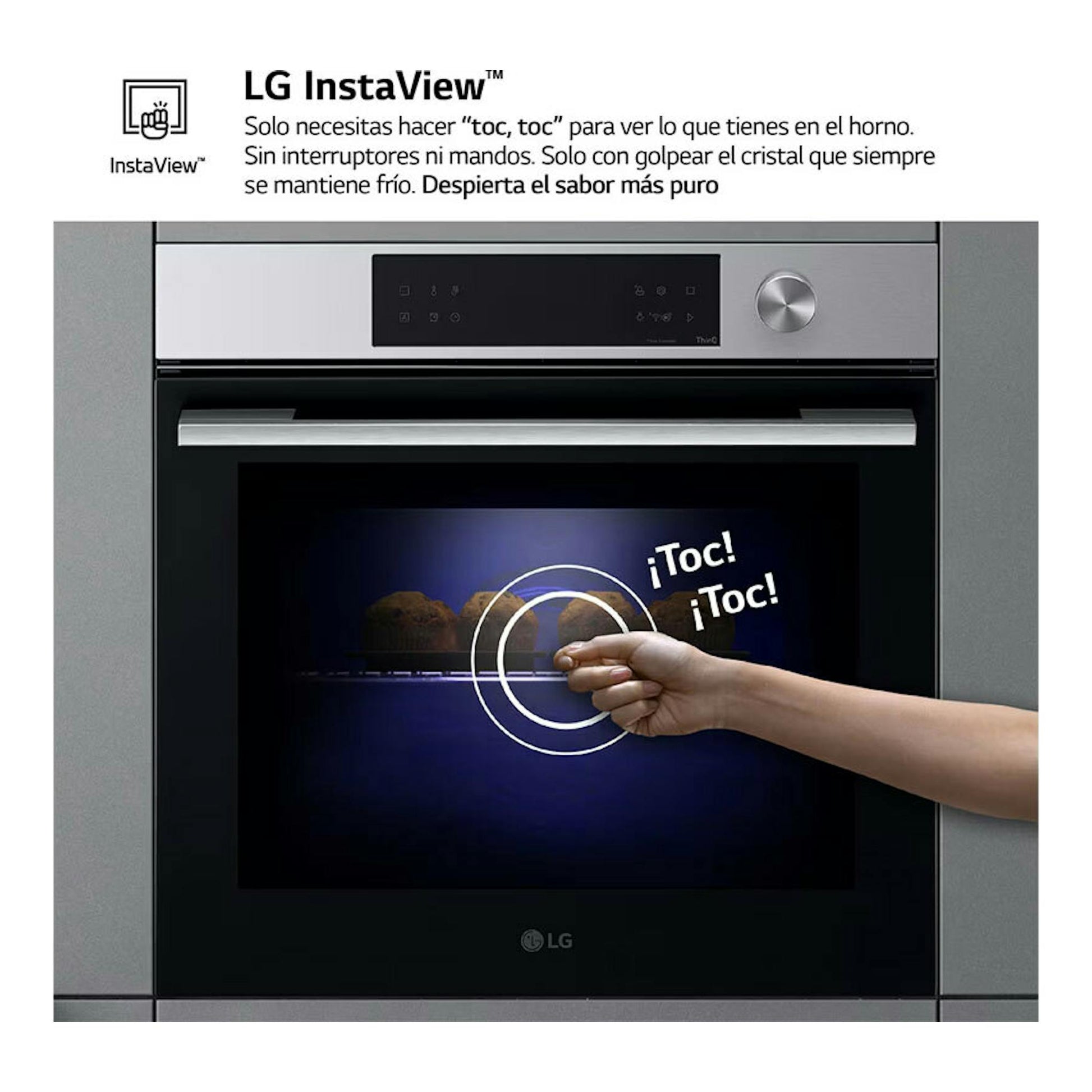 Horno LG InstaView WSED7612S inox, vista frontal, con una mano tocando la puerta de cristal.