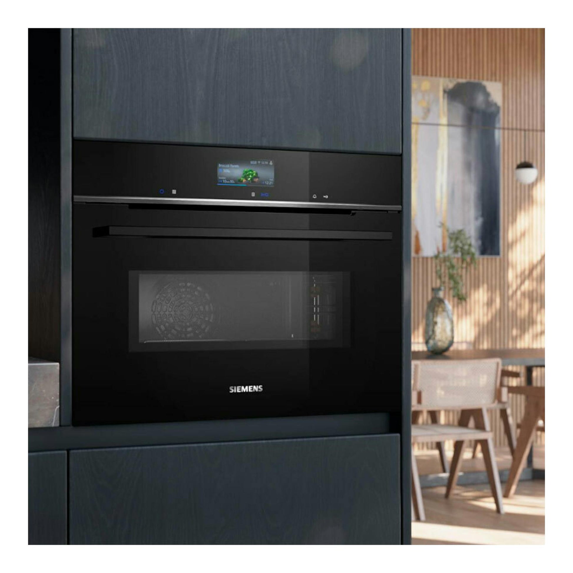 Horno Siemens CM776GKB1 negro empotrado, vista frontal, con panel digital y puerta de cristal.