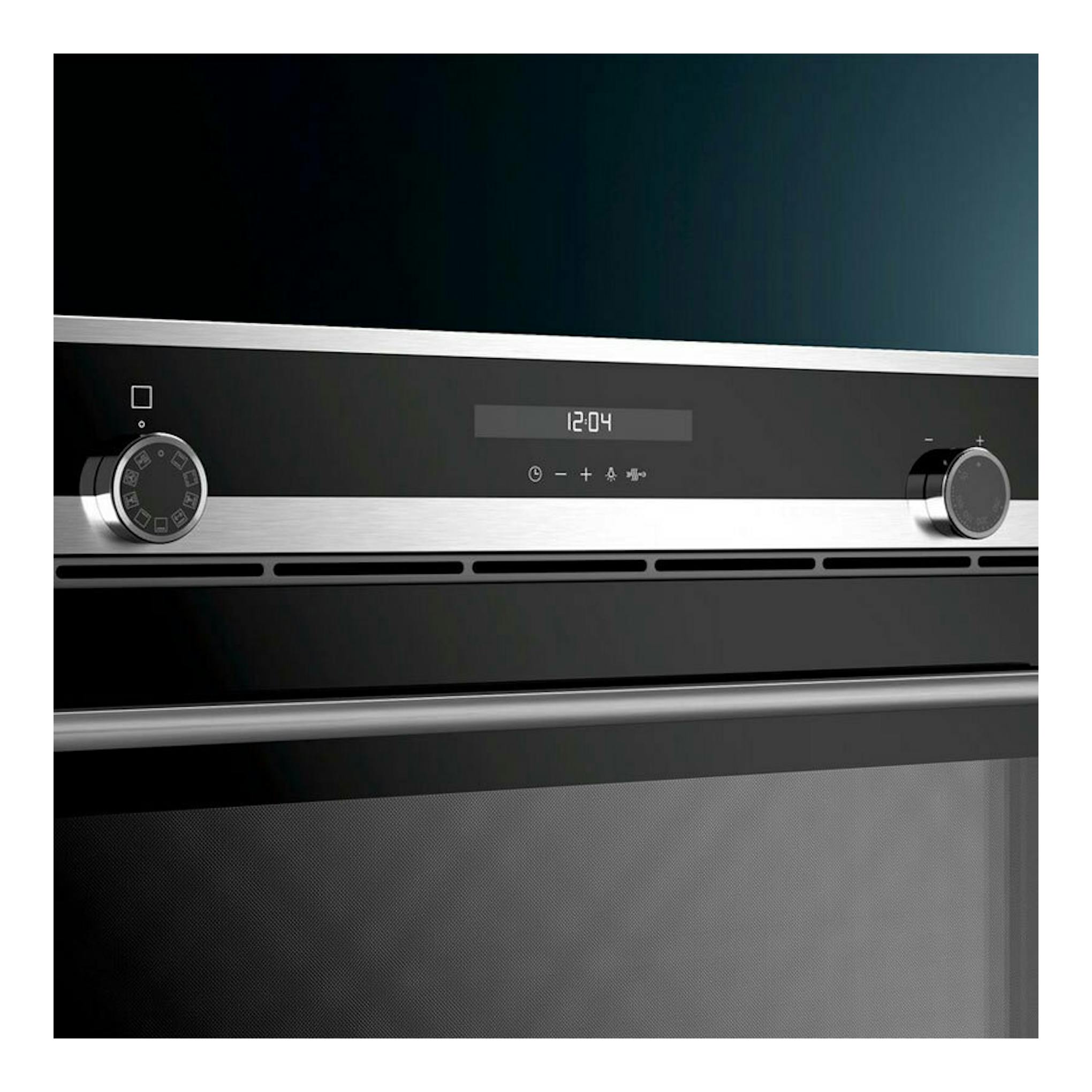 Horno Siemens VB578D0S0 de cristal negro, vista frontal con panel digital y mandos giratorios.