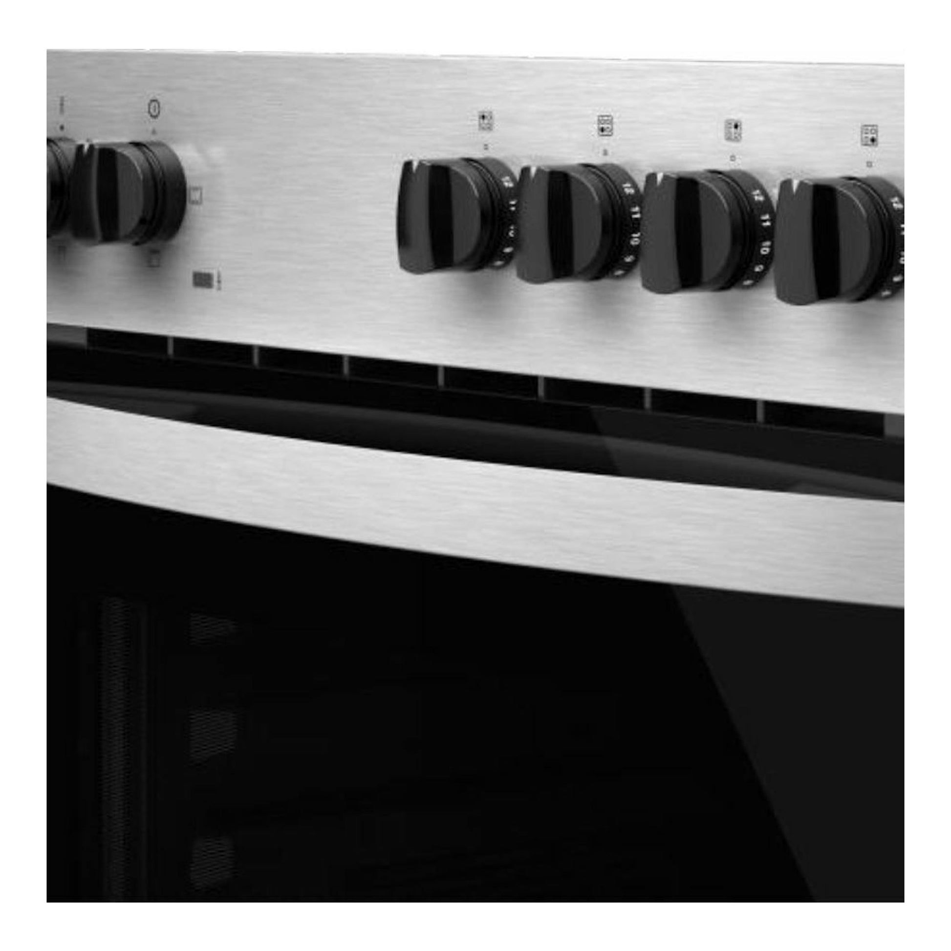 Horno Teka HBE 435 ME Inox, vista frontal de acero inoxidable con mandos negros y puerta de vidrio negro.