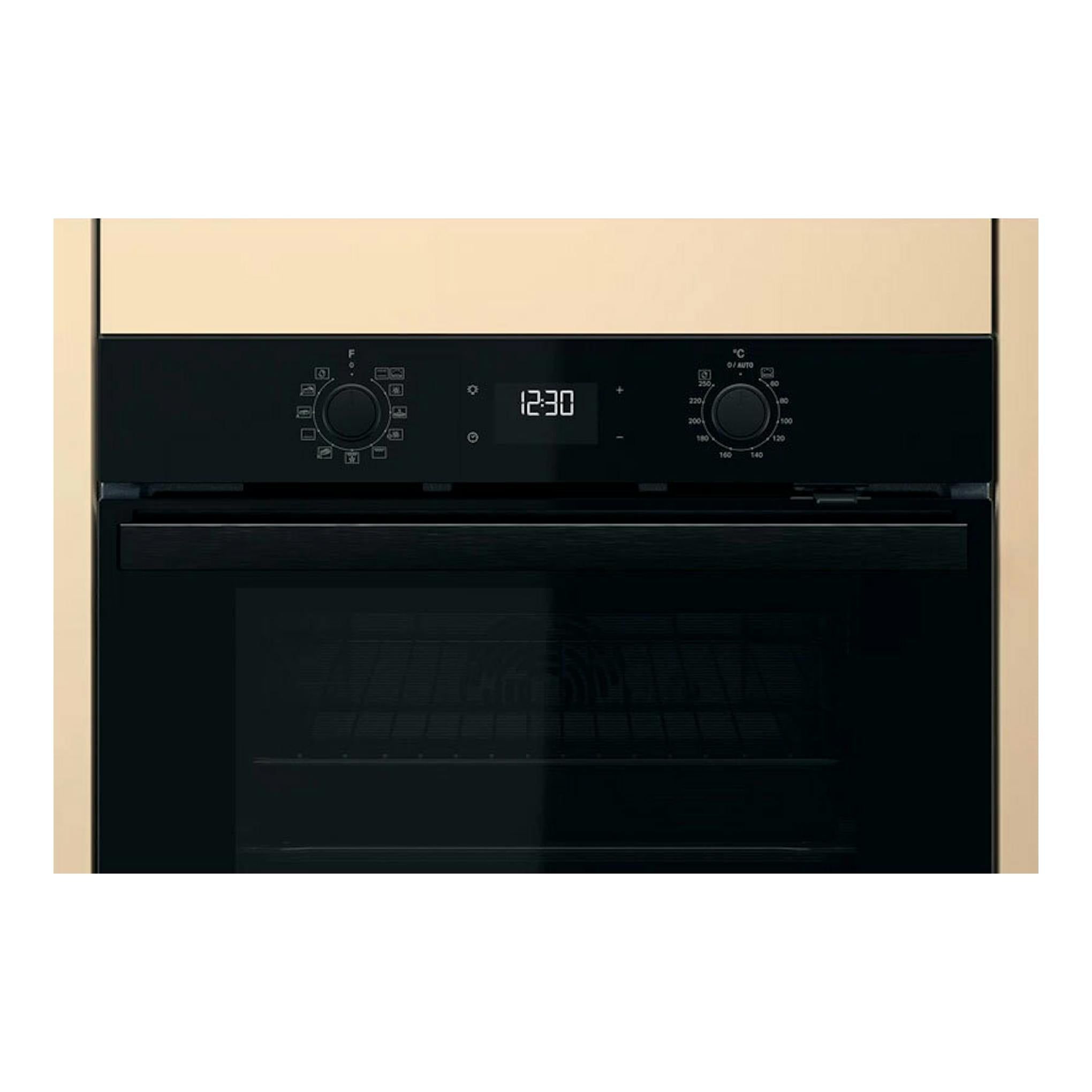 Horno Whirlpool OMR58HU1B de cristal negro, vista frontal con panel digital y mandos giratorios.