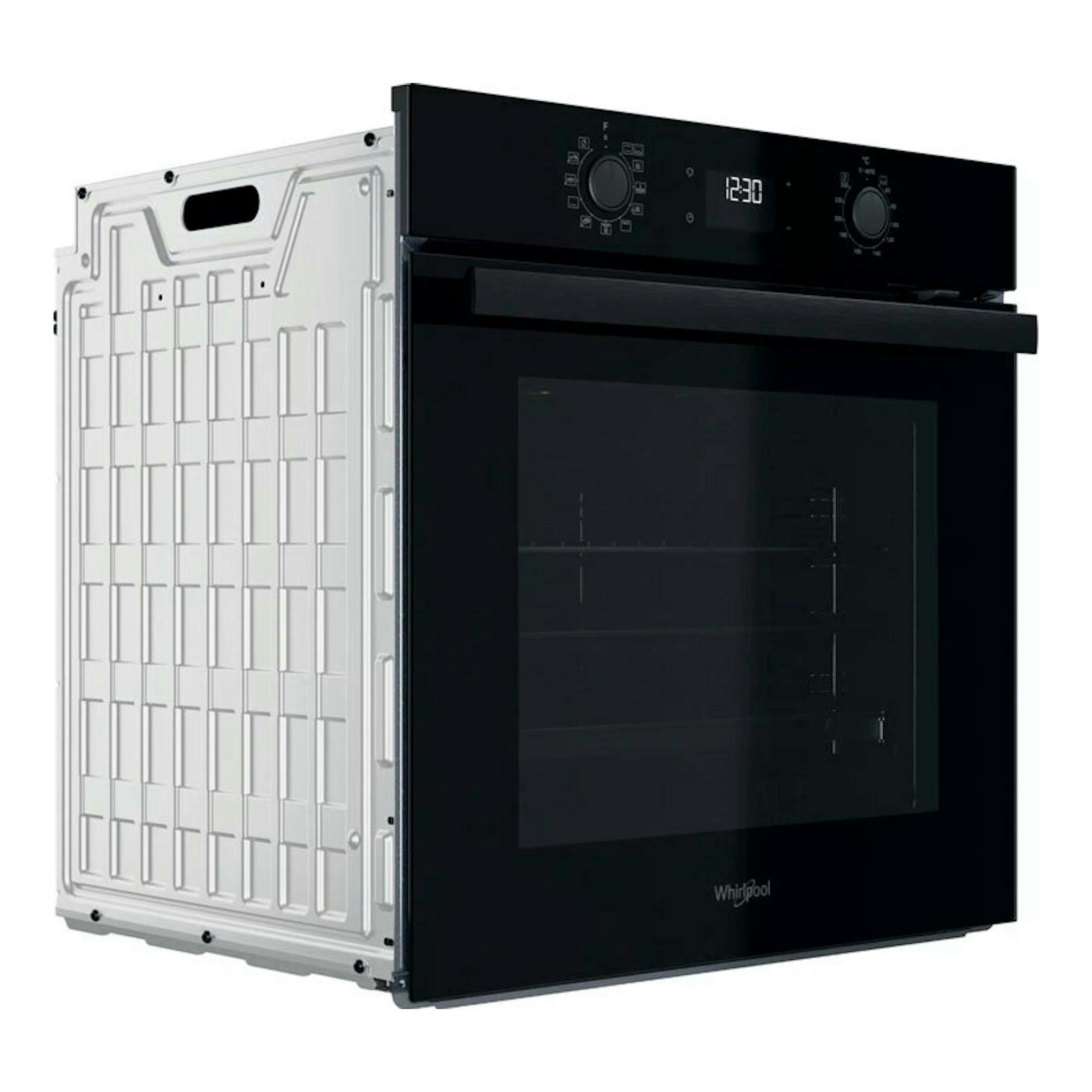 Horno Whirlpool OMR58HU1B de cristal negro, vista frontal en ángulo, con panel digital y mandos.