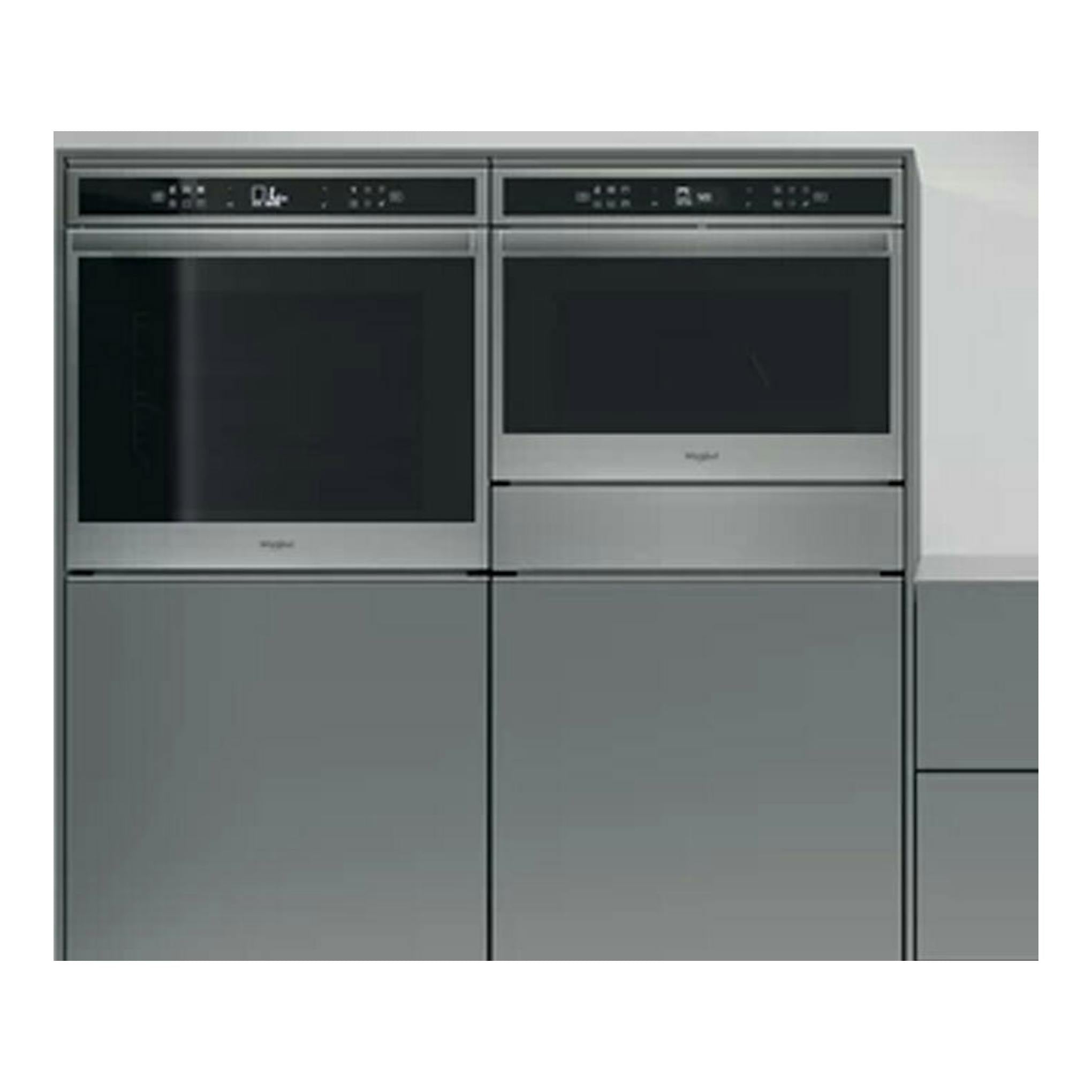 Dos hornos Whirlpool W6OM44PBS1P de inox, vista frontal, integrados, con panel superior negro.