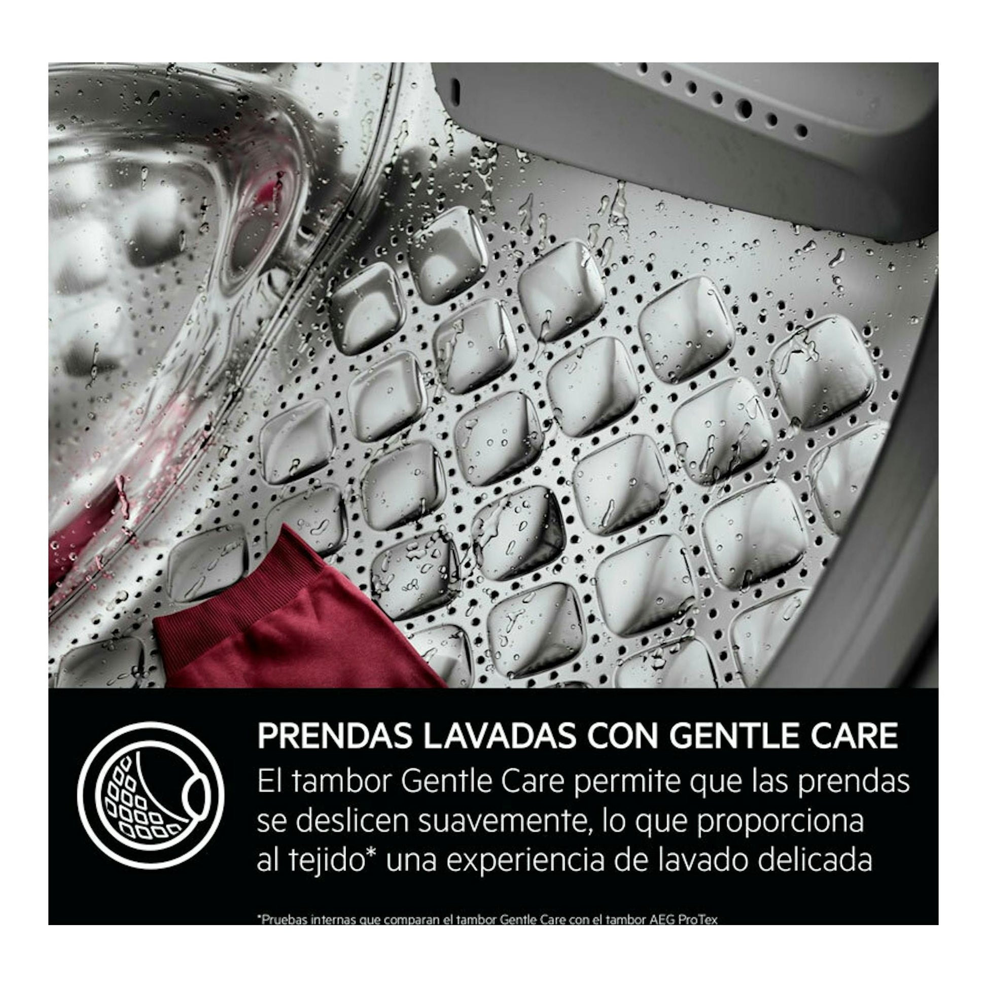 Interior de lavadora AEG LFSR8514L6O, tambor blanco con gotas de agua y una prenda roja, en primer plano.