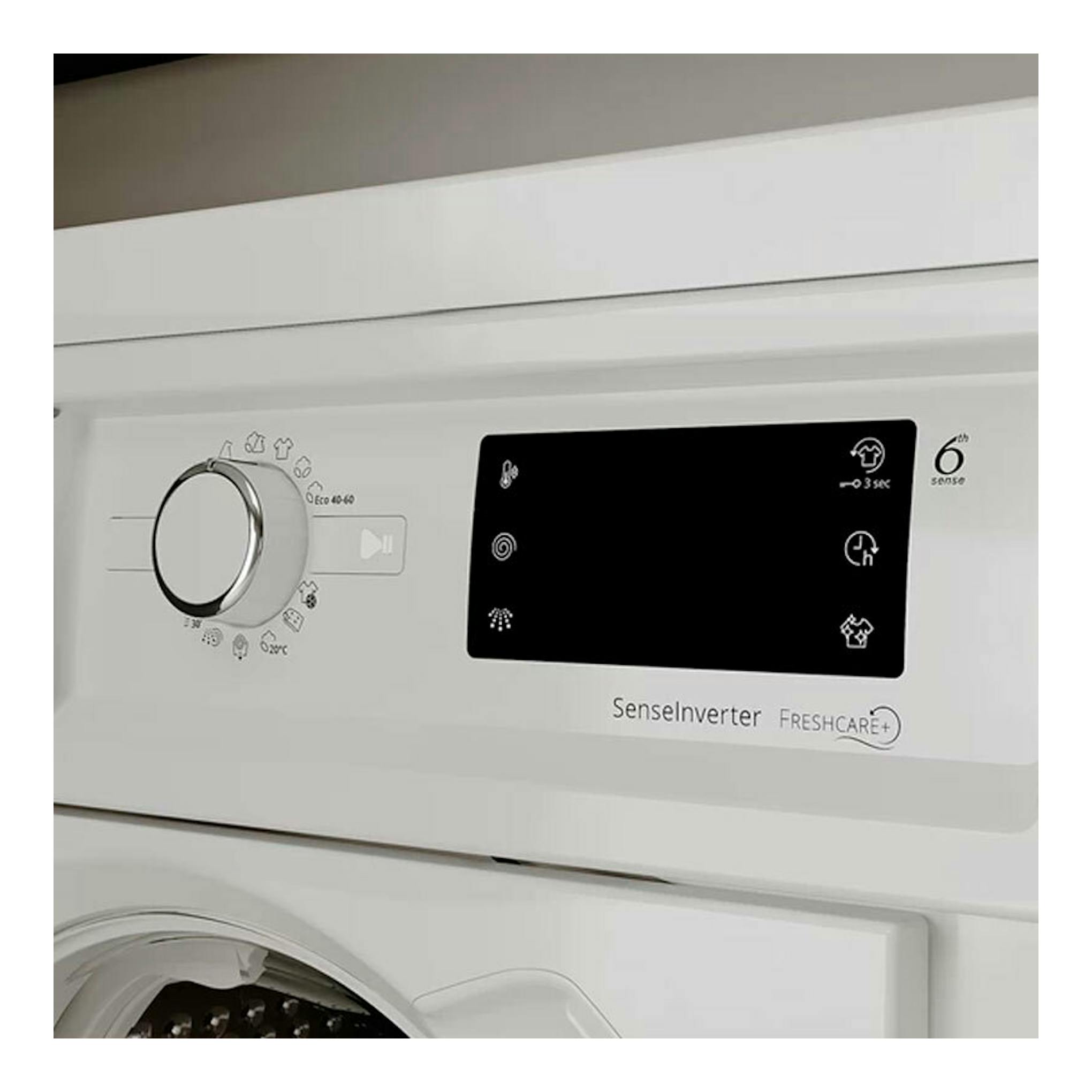 Lavadora integrable Whirlpool BIWMWG81485EEU blanca, con panel frontal, mando giratorio y pantalla negra.