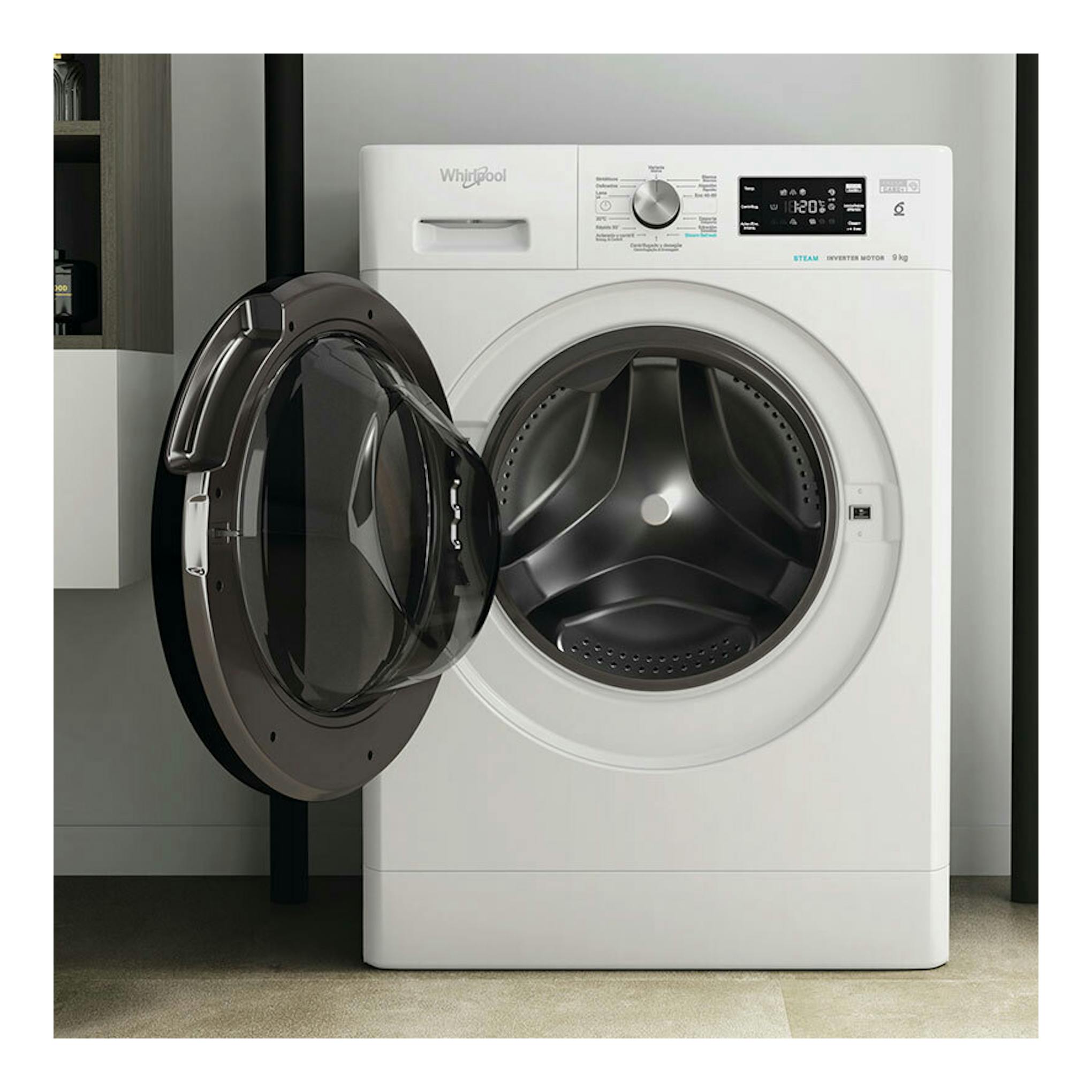 Lavadora Whirlpool FFB9469BVSPT blanca de 9 kg, vista frontal, con puerta de carga frontal abierta.