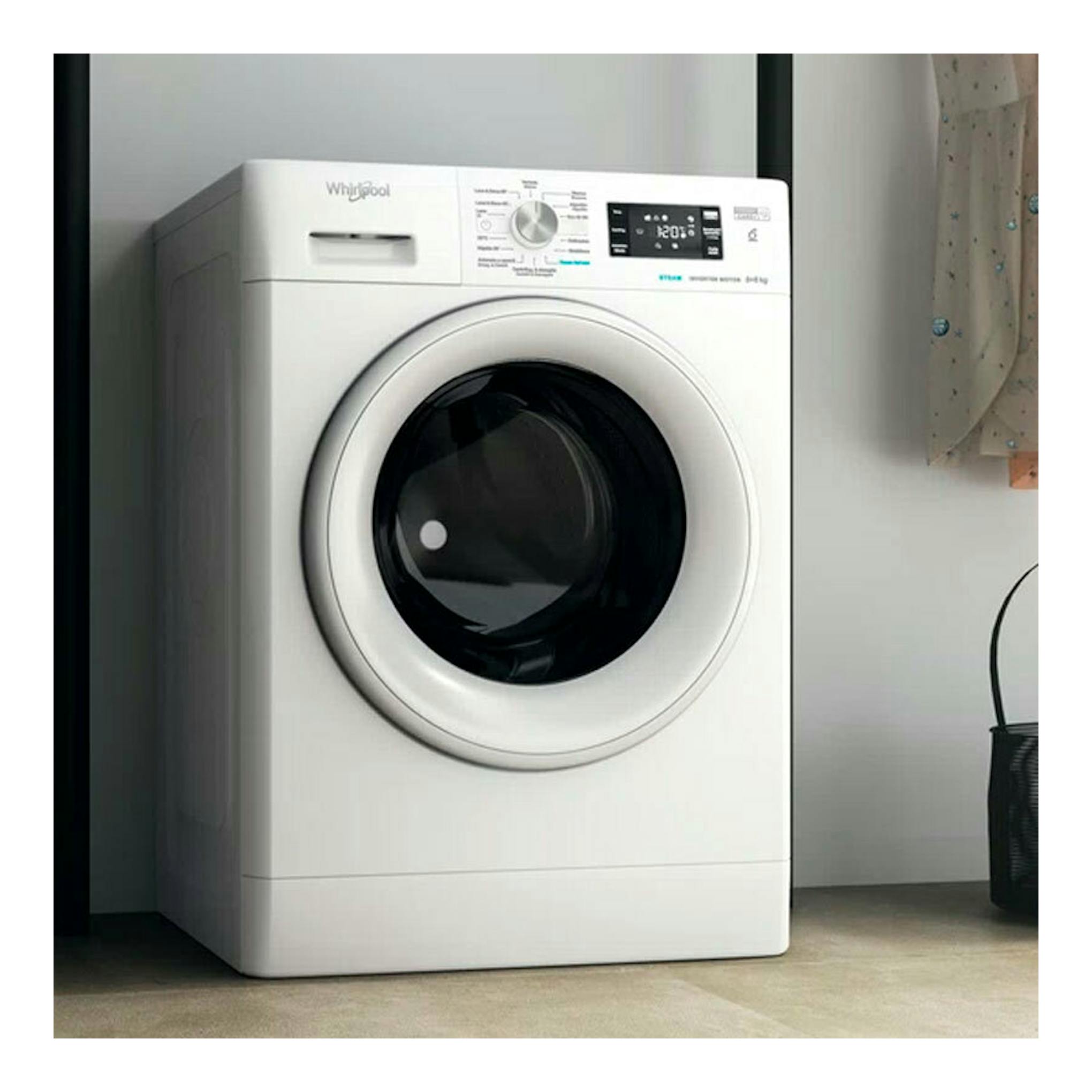 Lavasecadora Whirlpool FFWDB 864349WVSPT blanca, vista frontal, con puerta circular negra y panel digital.