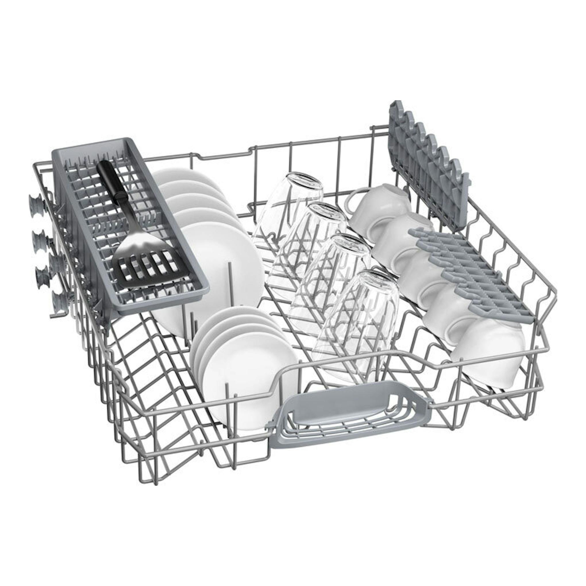 Bosch SMS2HTI06E: cesta de lavavajillas en ángulo con platos, vasos y tazas, en color gris metálico.