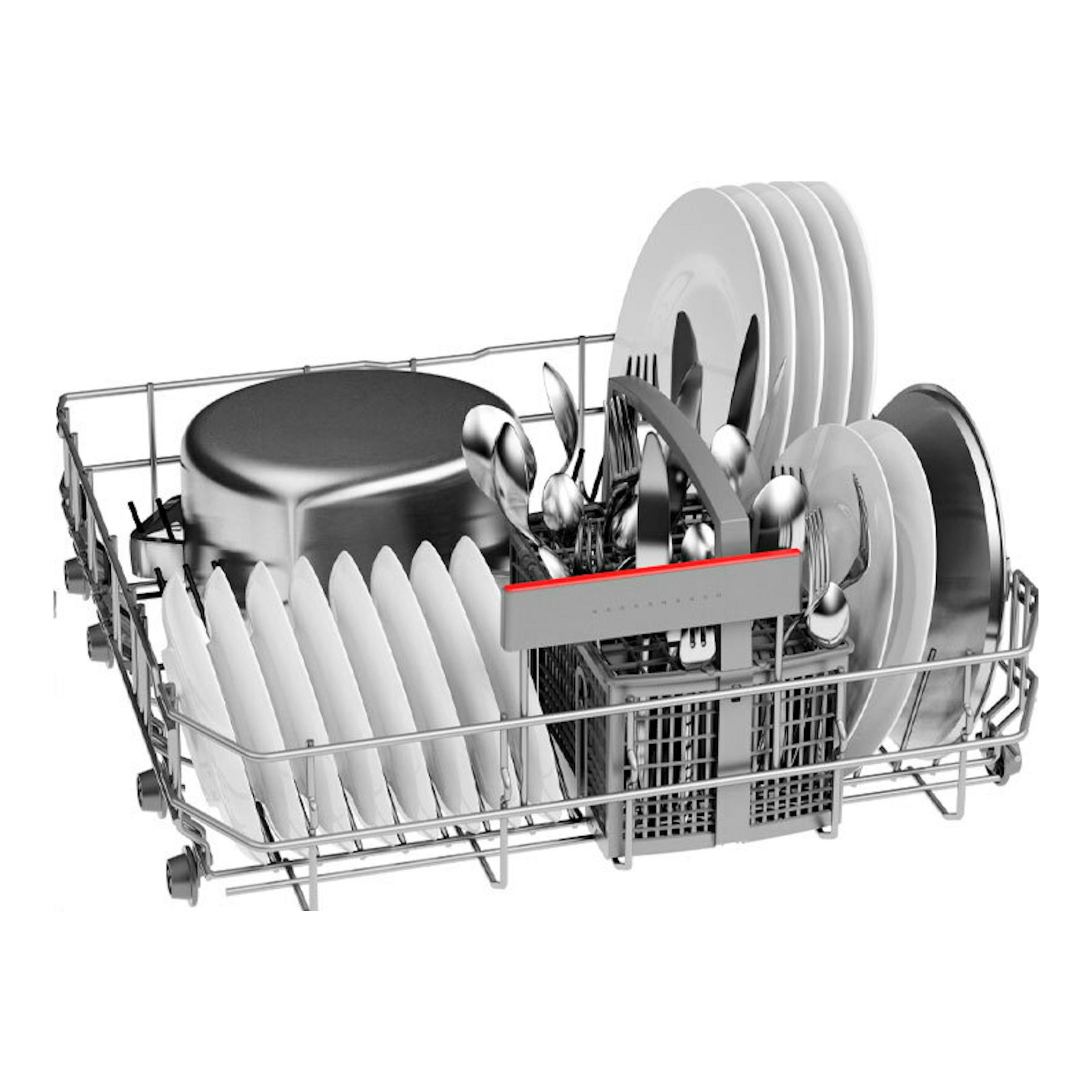 Bosch SMS4EKI06E: cesta de lavavajillas extraída con platos, ollas y cubiertos, sobre fondo blanco.