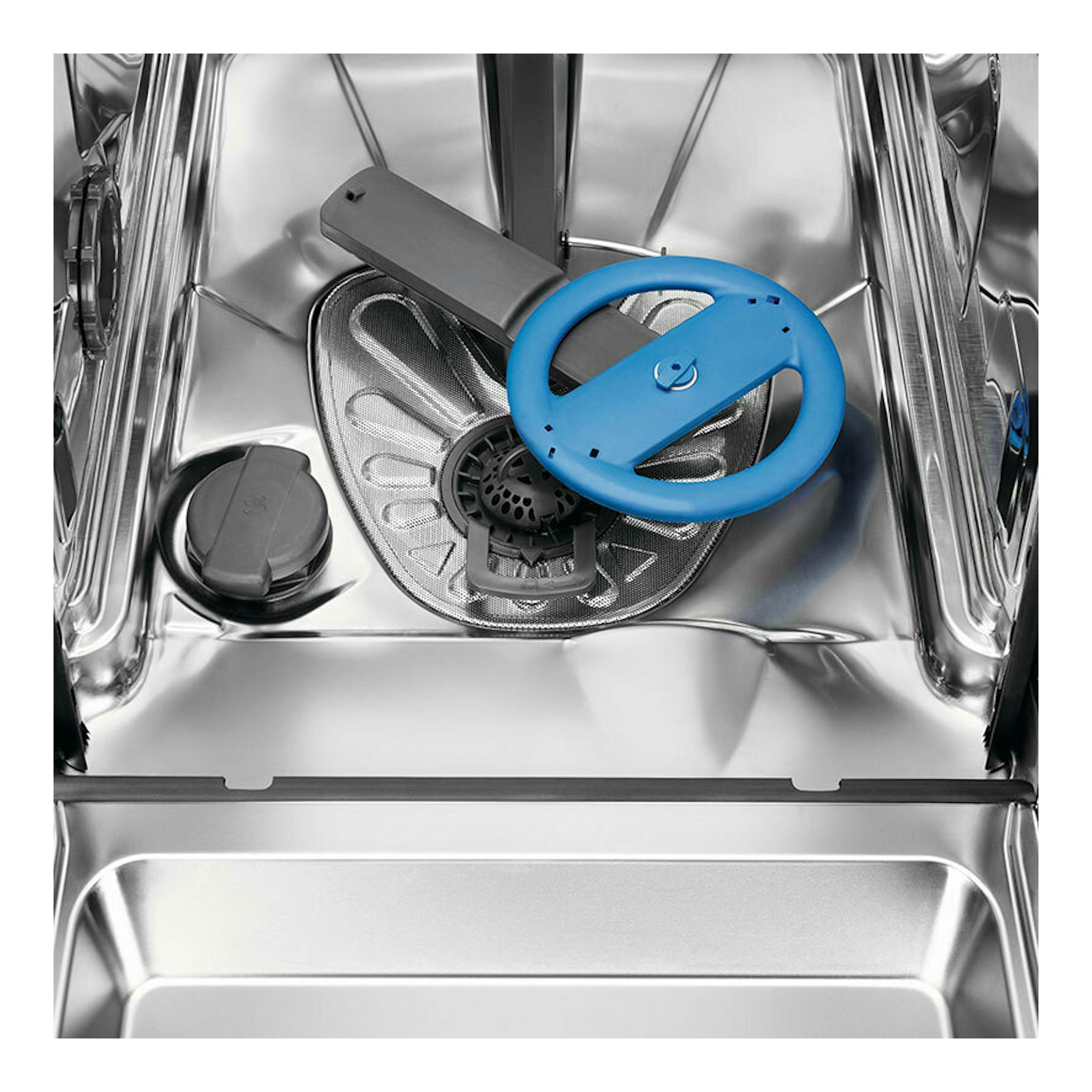 Interior de lavavajillas Electrolux ESS42220SW de acero inoxidable, vista superior frontal.