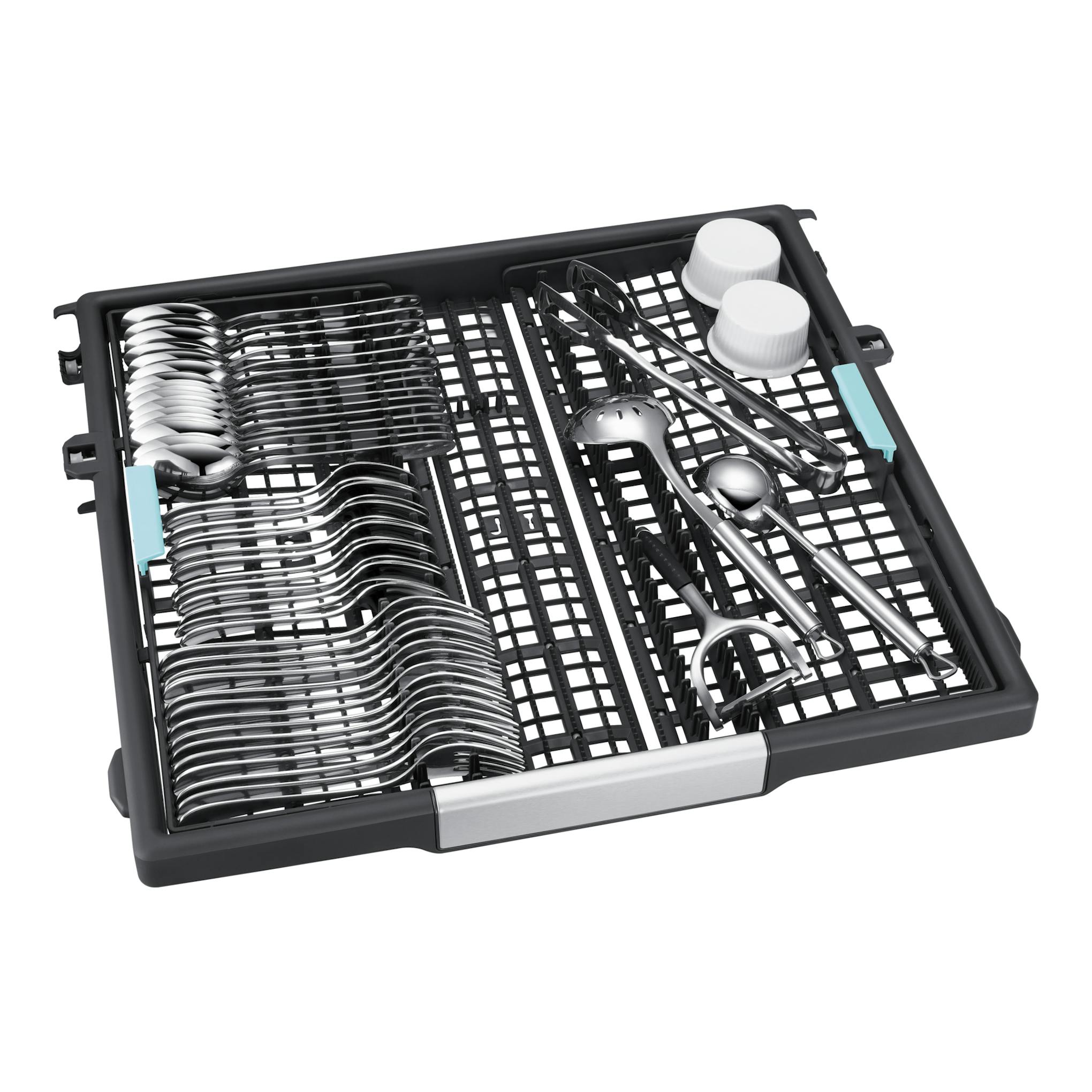 Samsung DW80H77JAI0U1: cesta de cubiertos negra vista en ángulo, con cucharas, tenedores y copas blancas.