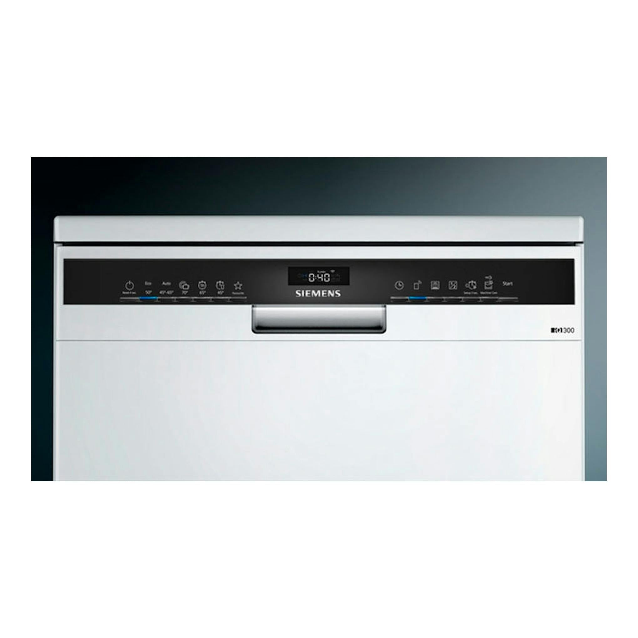 Lavavajillas Siemens SN23EW14CE blanco, vista frontal con panel superior negro y display digital.