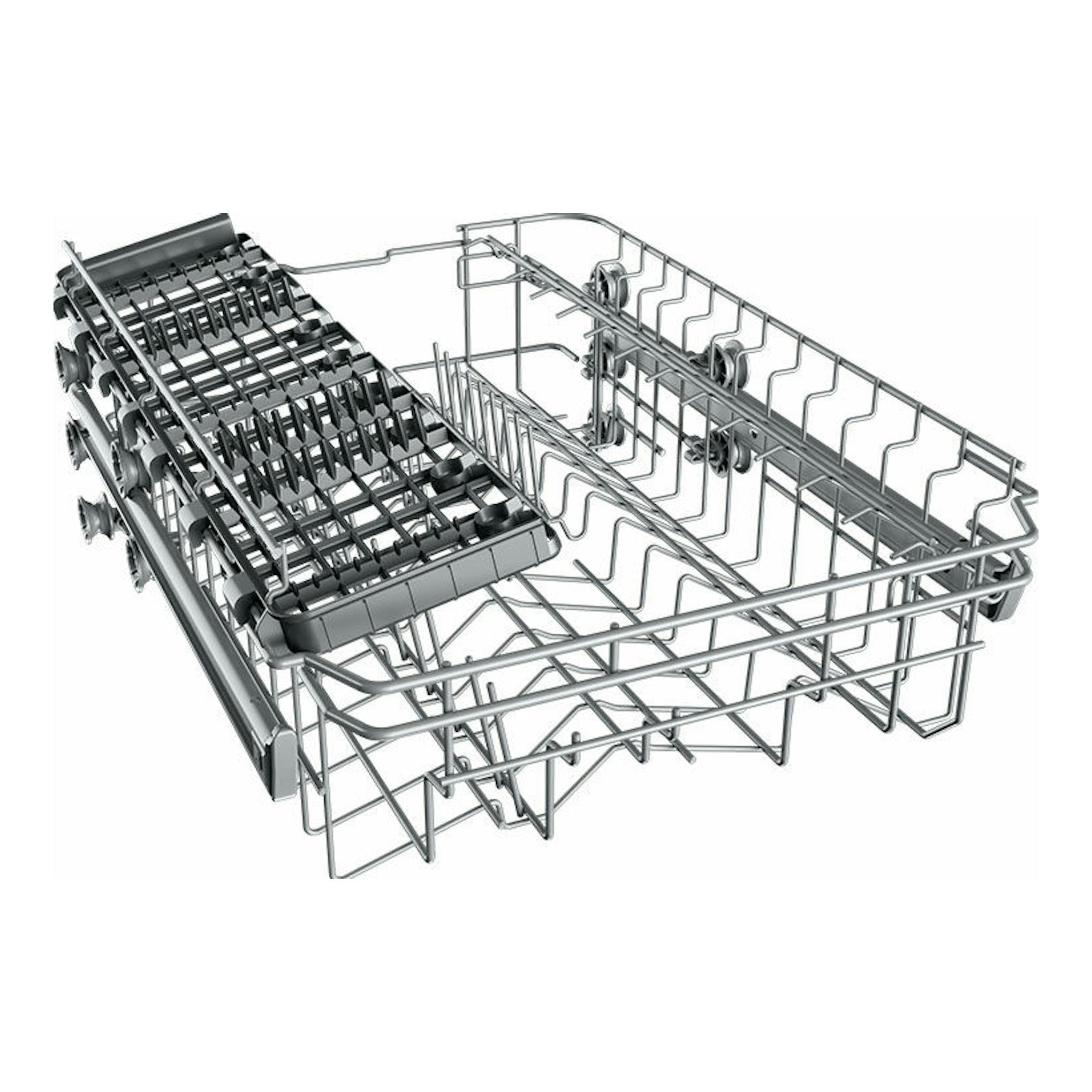Lavavajillas Teka DFS46750 SS 60 cm, vista en ángulo de las cestas interiores metálicas.