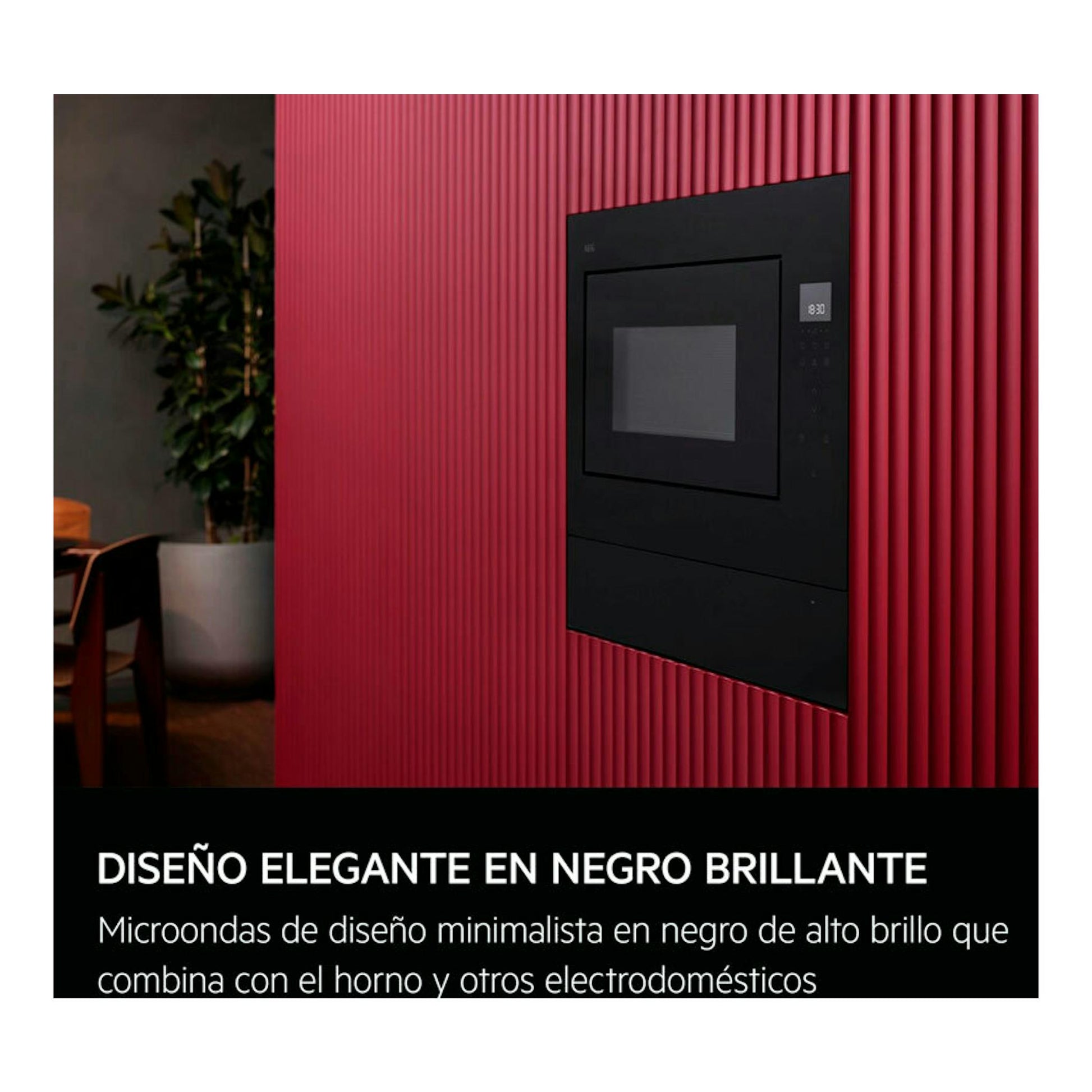Microondas integrable AEG TS5GM25EB negro empotrado en pared roja acanalada, vista frontal.