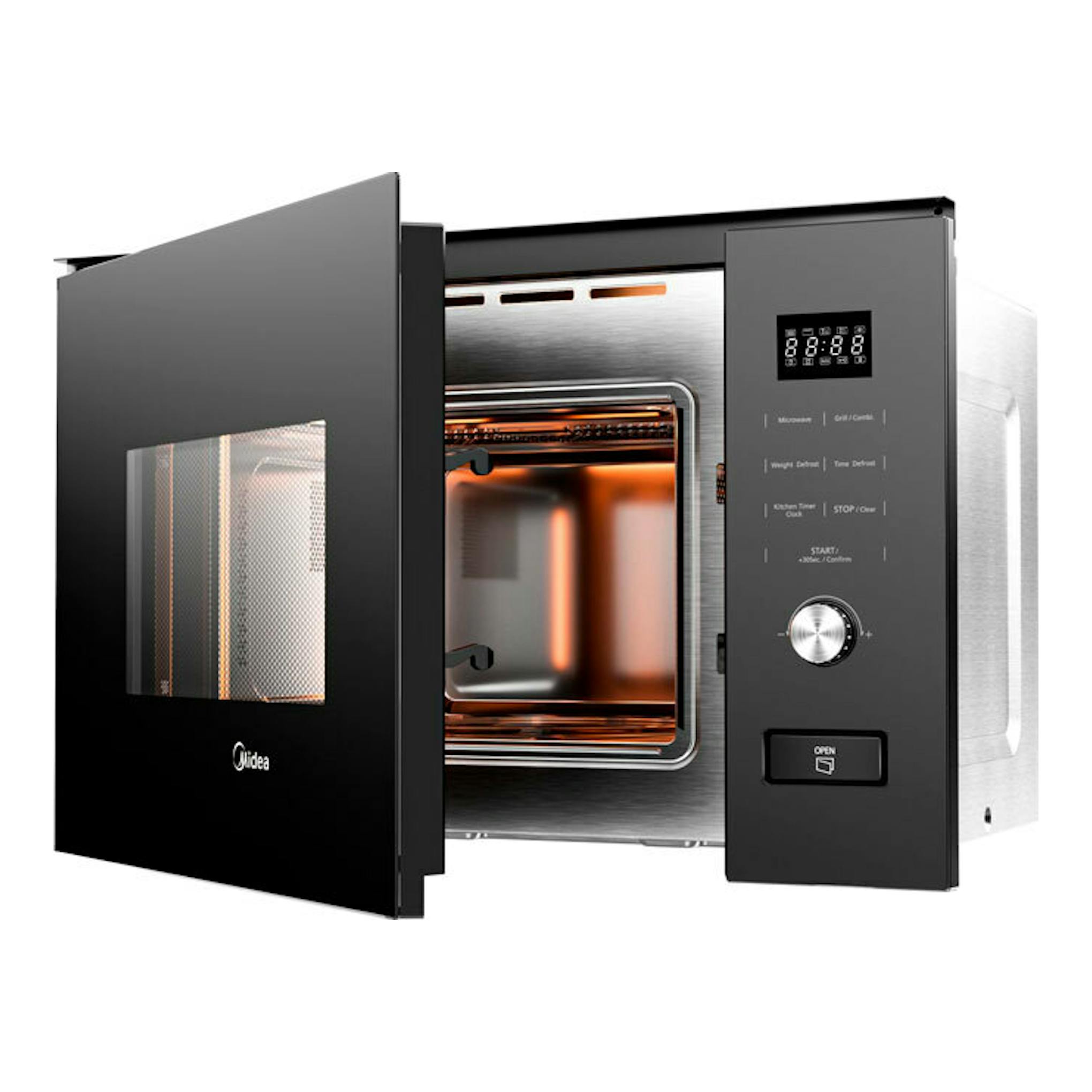 Microondas integrable Midea MBMTG820H-BK negro, con puerta abierta, interior de acero y panel digital lateral.