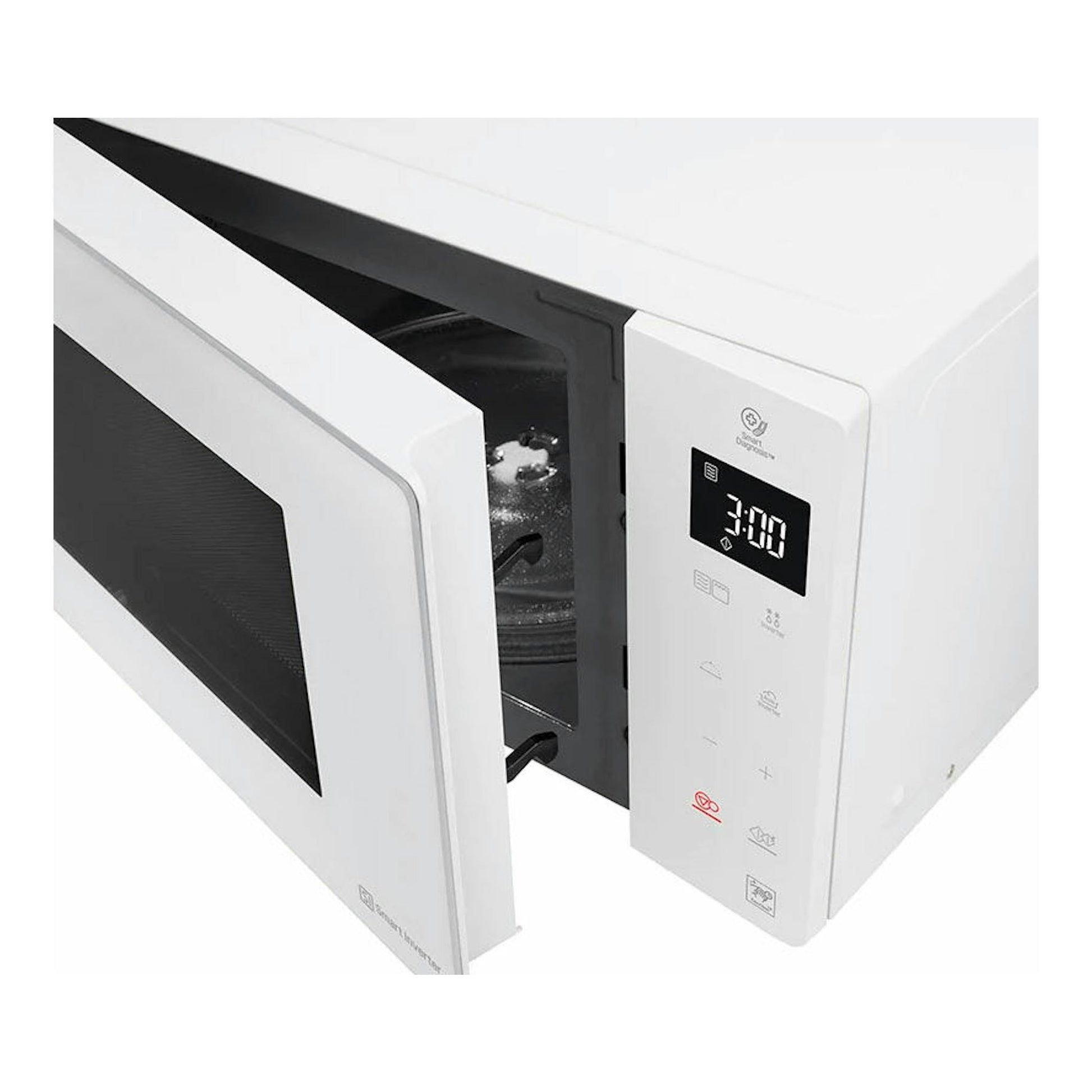 Microondas LG MH6535GDH blanco, vista frontal en ángulo con la puerta abierta y panel digital encendido.