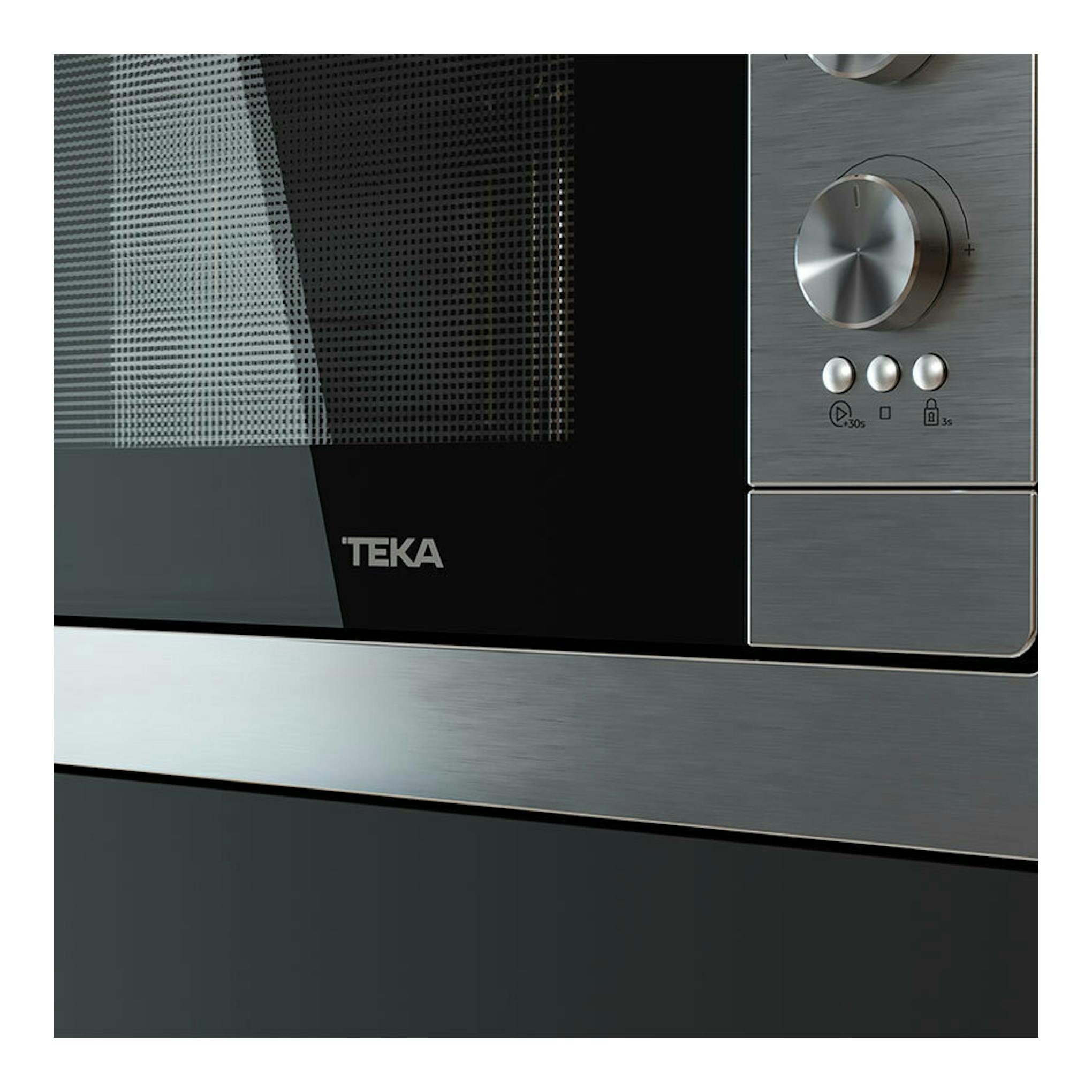 Microondas empotrable Teka MS6200BIH inox, vista frontal parcial, con panel negro y mandos inox.