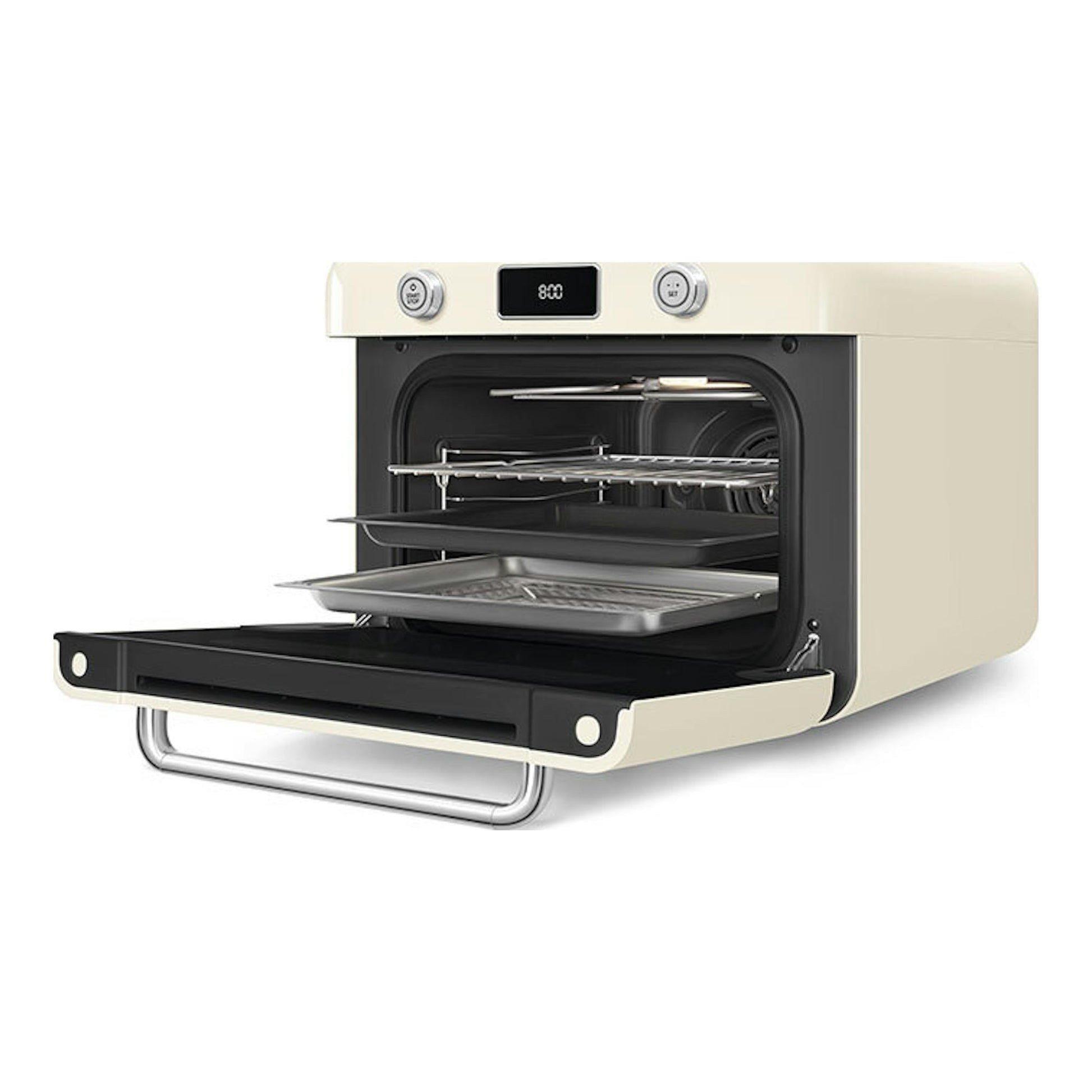 Minihorno Smeg COF01CREU crema, vista frontal en tres cuartos, con puerta abierta y bandeja interior.