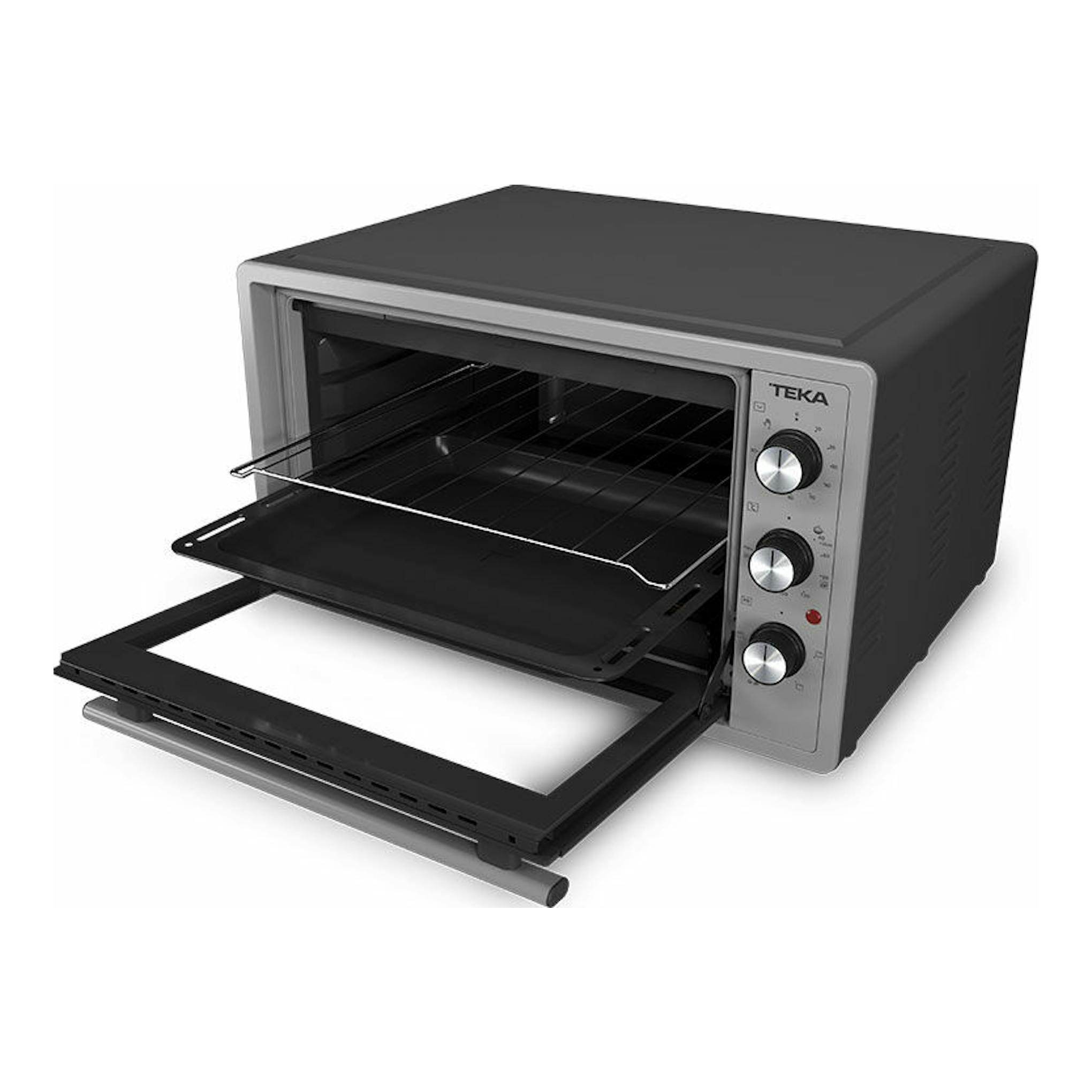 Minihorno Teka FSO424GR negro, vista frontal en ángulo, con puerta abatible abierta y mandos laterales.