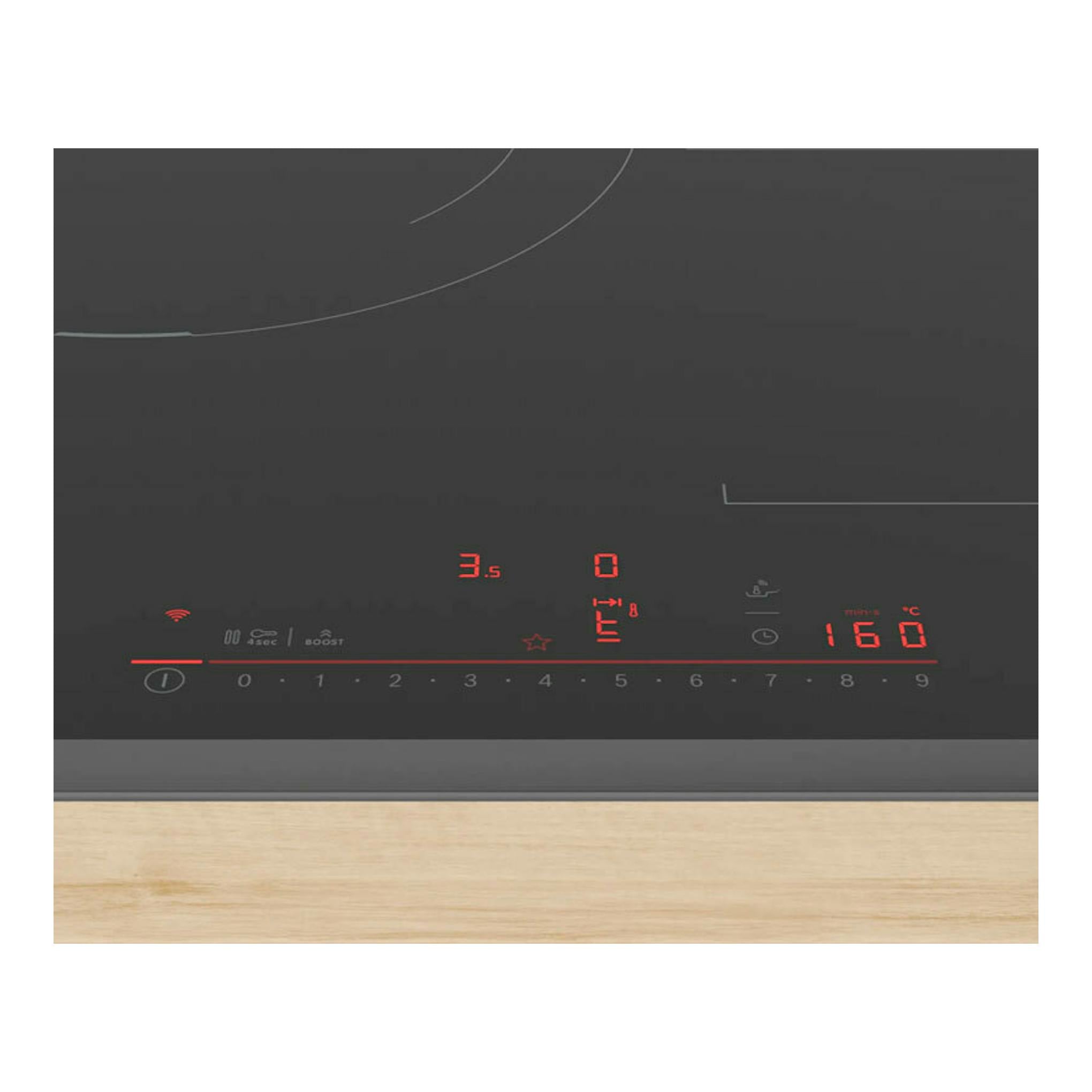 Placa de inducción Bosch PVJ631HC1E negra, vista superior, con mandos táctiles y display rojo.