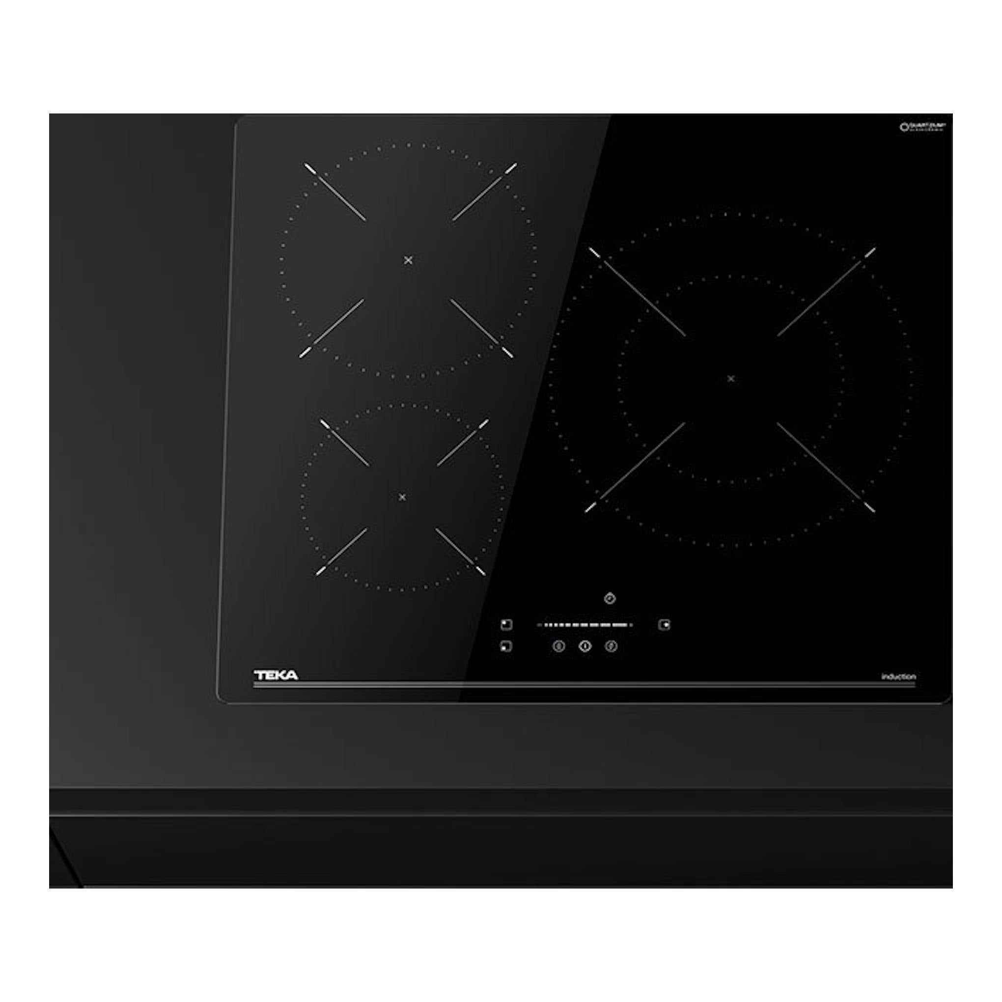 Placa de inducción Teka IBC63BF110 de 60 cm, negra, vista superior, con tres zonas y panel táctil.