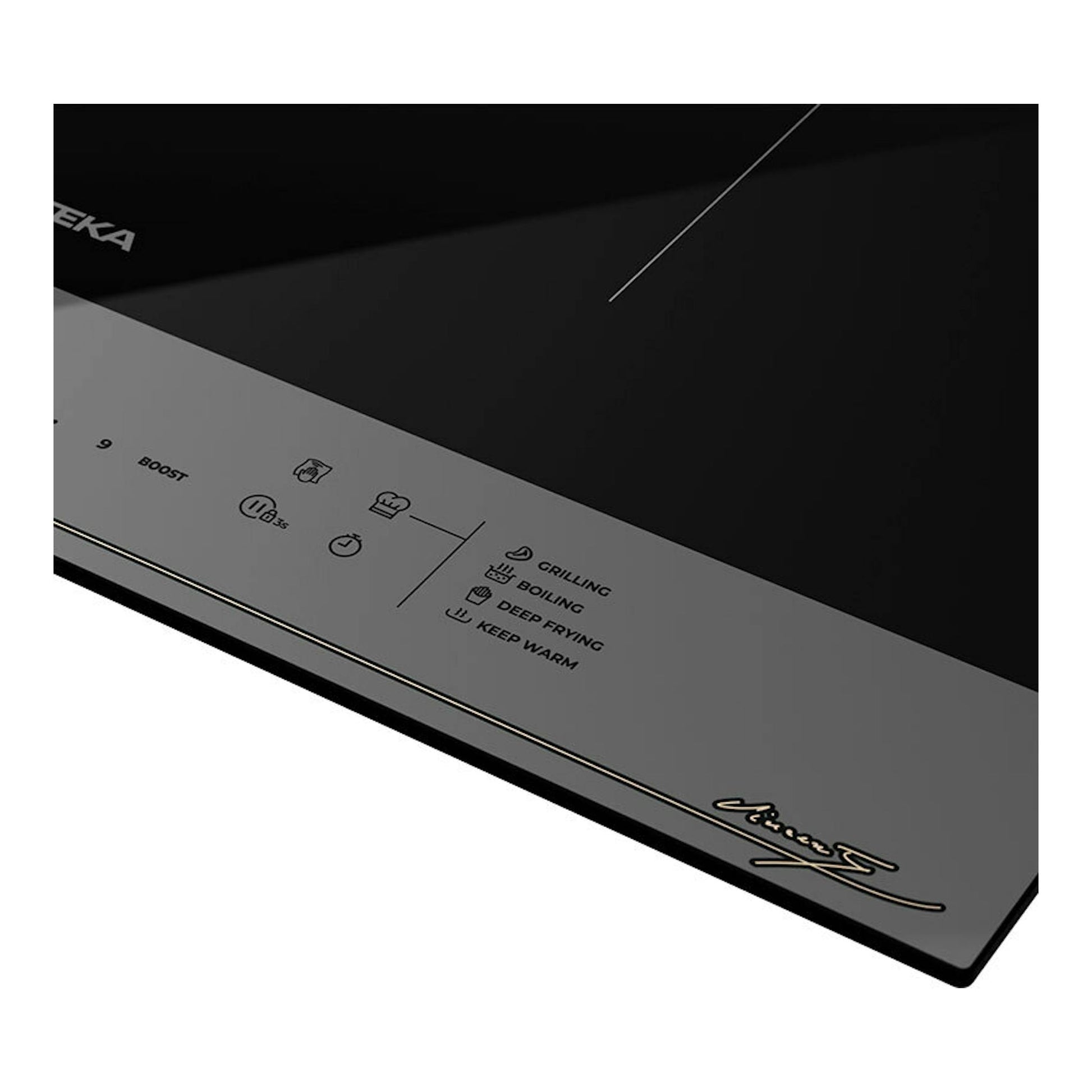Placa de inducción Teka IBF63VGOGH negra, vista en ángulo con controles táctiles y símbolos de cocción.