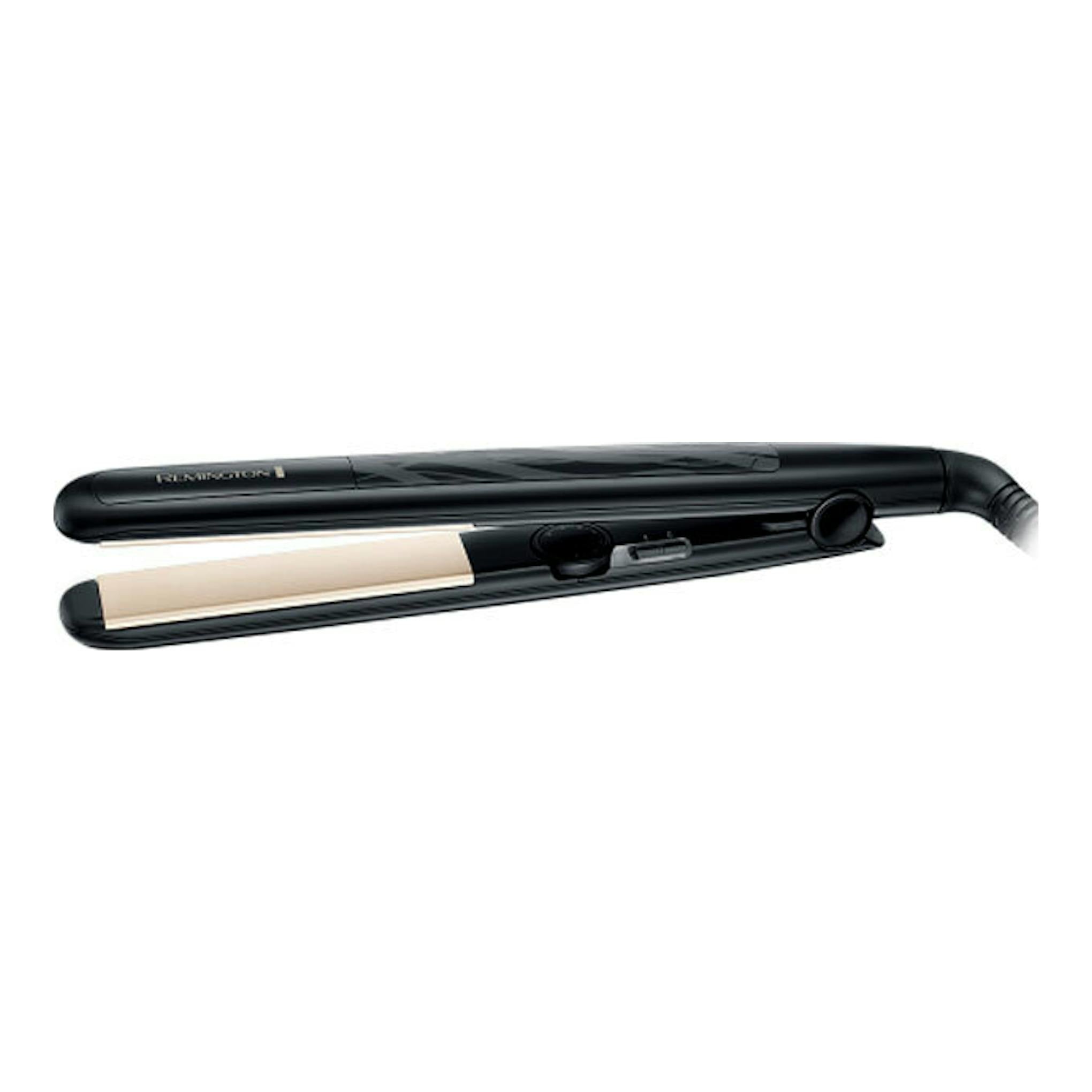 Plancha de pelo Remington S3500 negra, vista lateral, abierta, sobre fondo blanco.