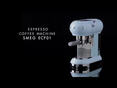 Cafetera Espreso Smeg ECF01RDEU Roja (4)