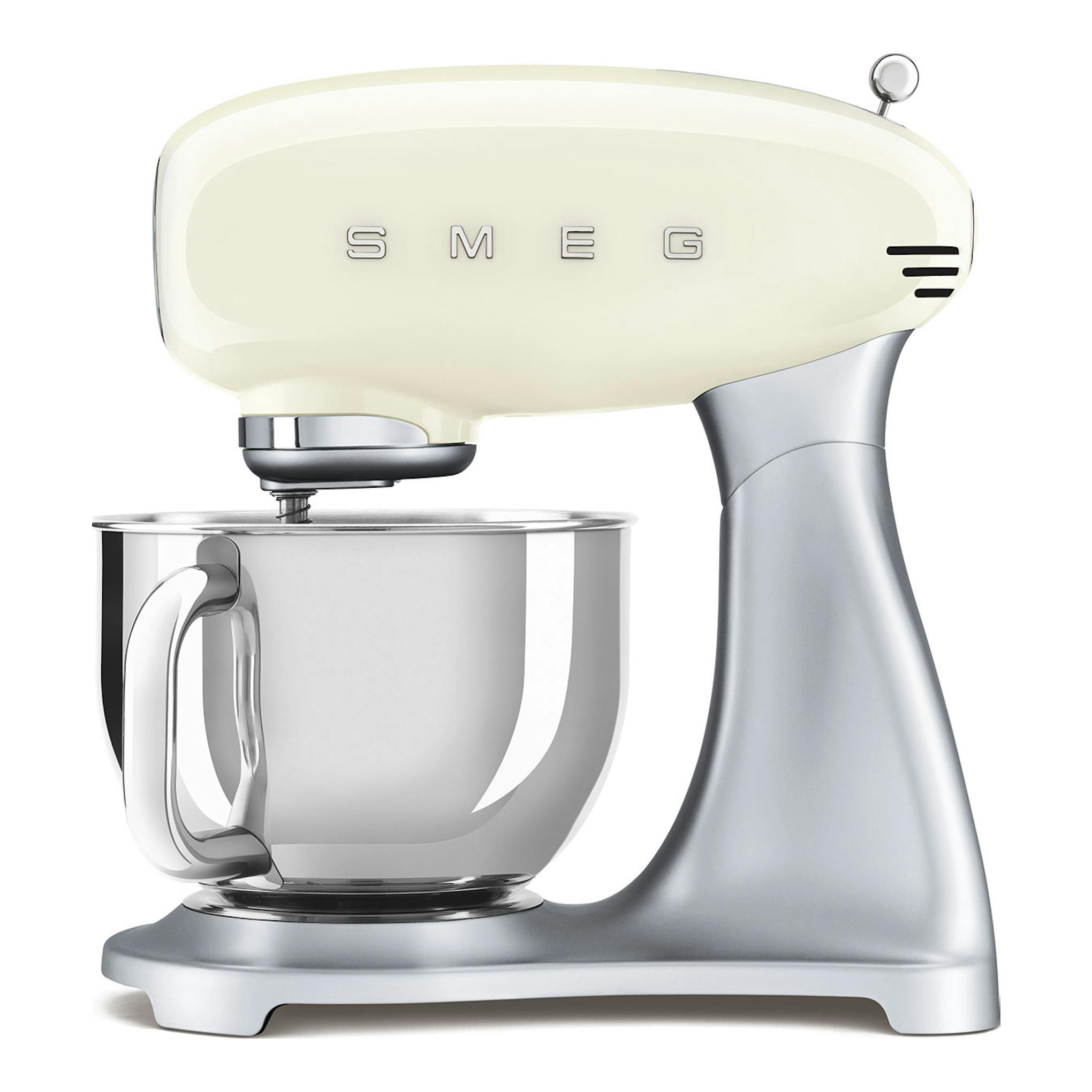 Robot de cocina Smeg SMF04CREU, vista lateral, color crema y plateado, con bol metálico.