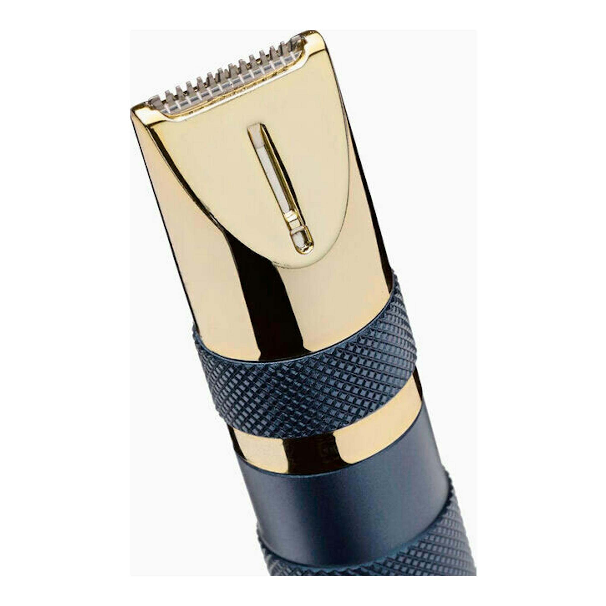 Recortador de nariz Babyliss E112E dorado y azul, vista frontal inclinada.