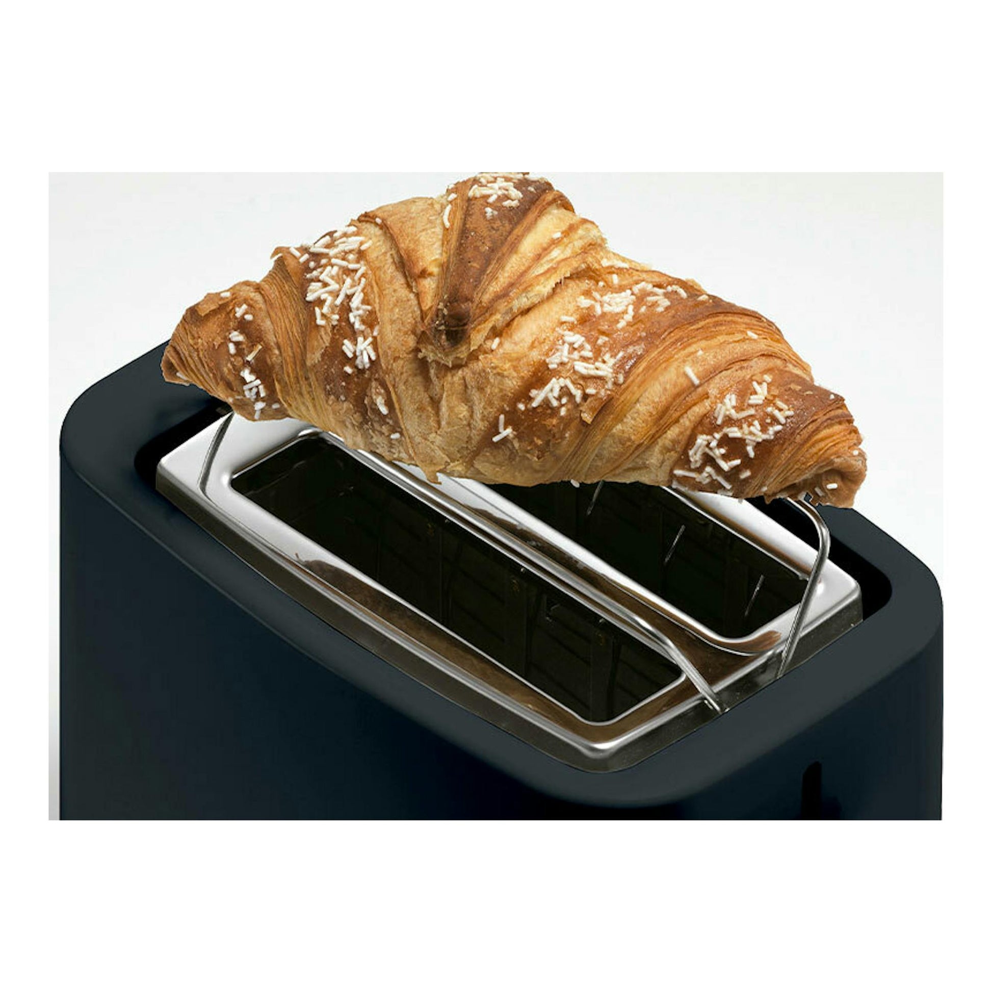 Tostador Ariete Breakfast de 2 ranuras, grafito, en vista superior con un croissant encima.