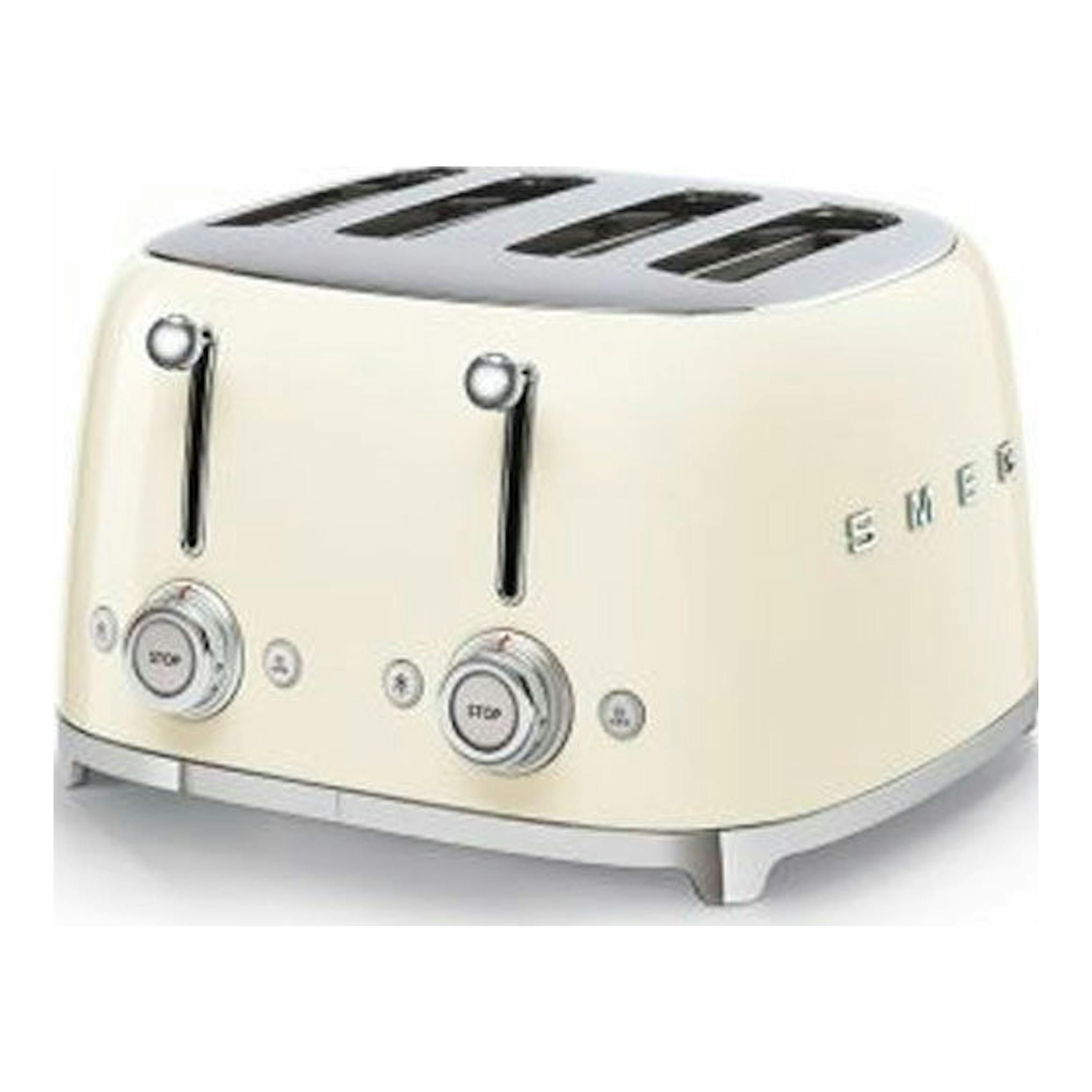 Tostador Smeg TSF03CREU color crema, vista frontal lateral derecha, con cuatro ranuras.