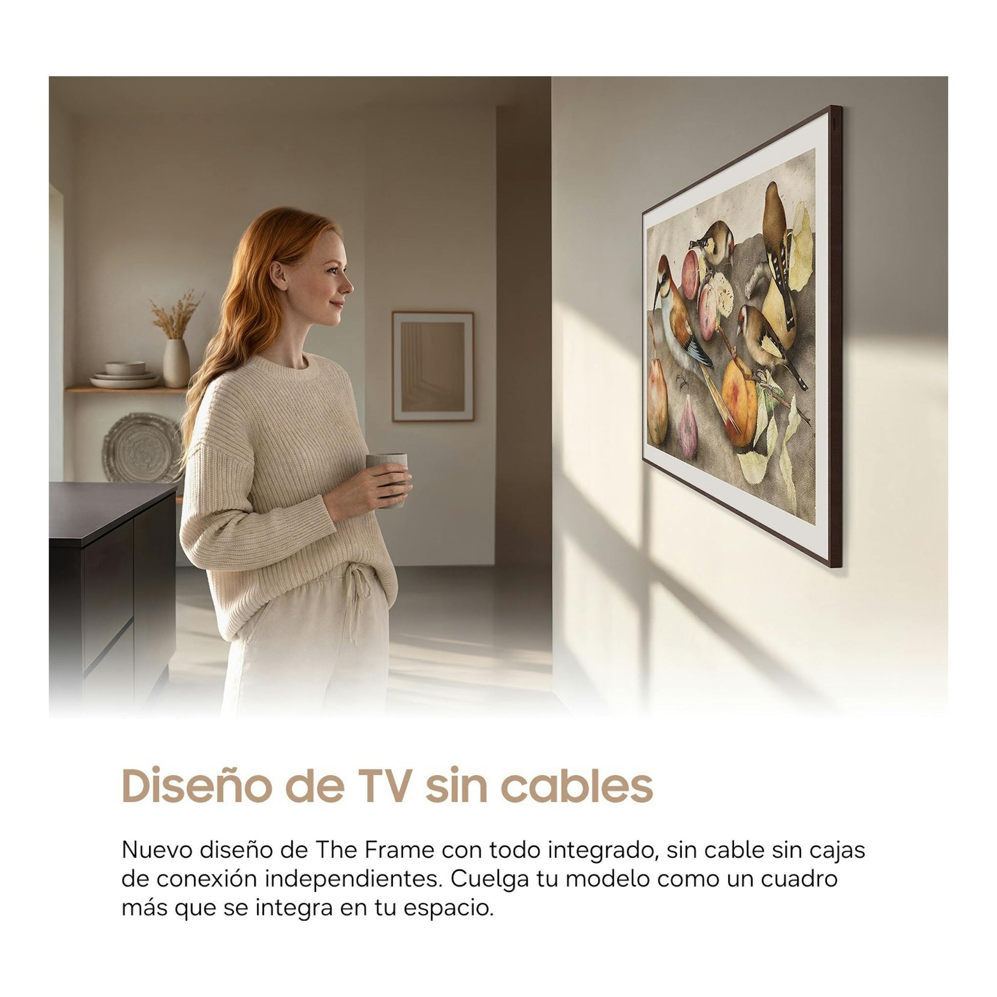 Samsung The Frame TQ43LS03HEUXXC, TV 4K QLED 43” en pared, vista inclinada, con marco marrón y modo arte.