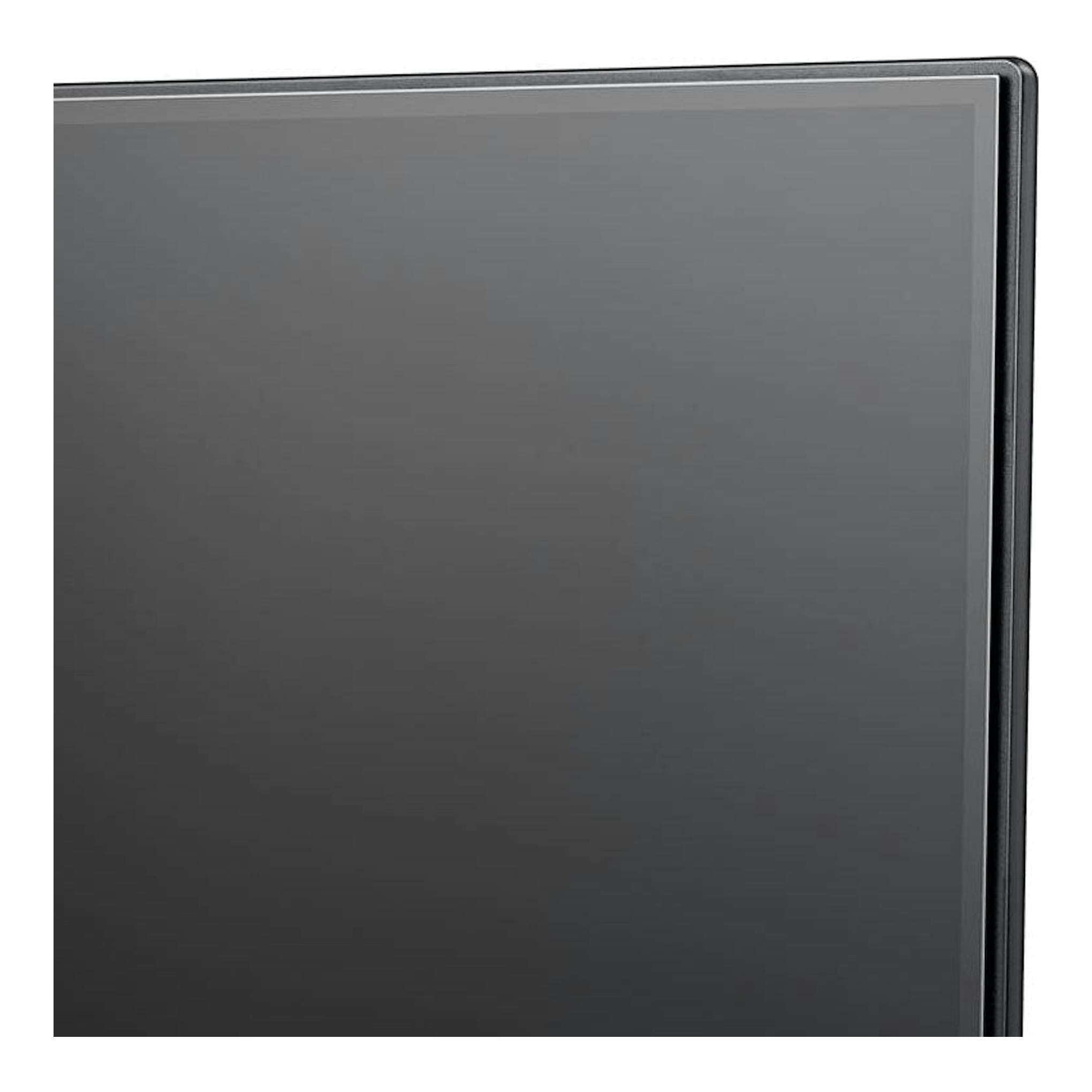 TV Hisense 43A6K 4K de 43 pulgadas, vista frontal parcial del borde negro de la pantalla.