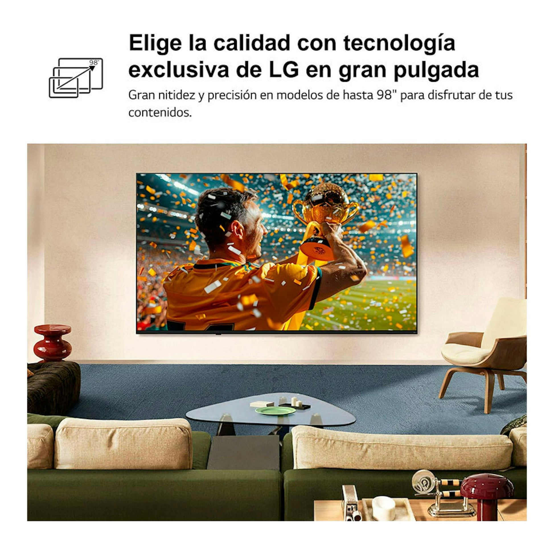 Televisor LG de pantalla plana montado en pared en un salón, con imagen de fútbol.