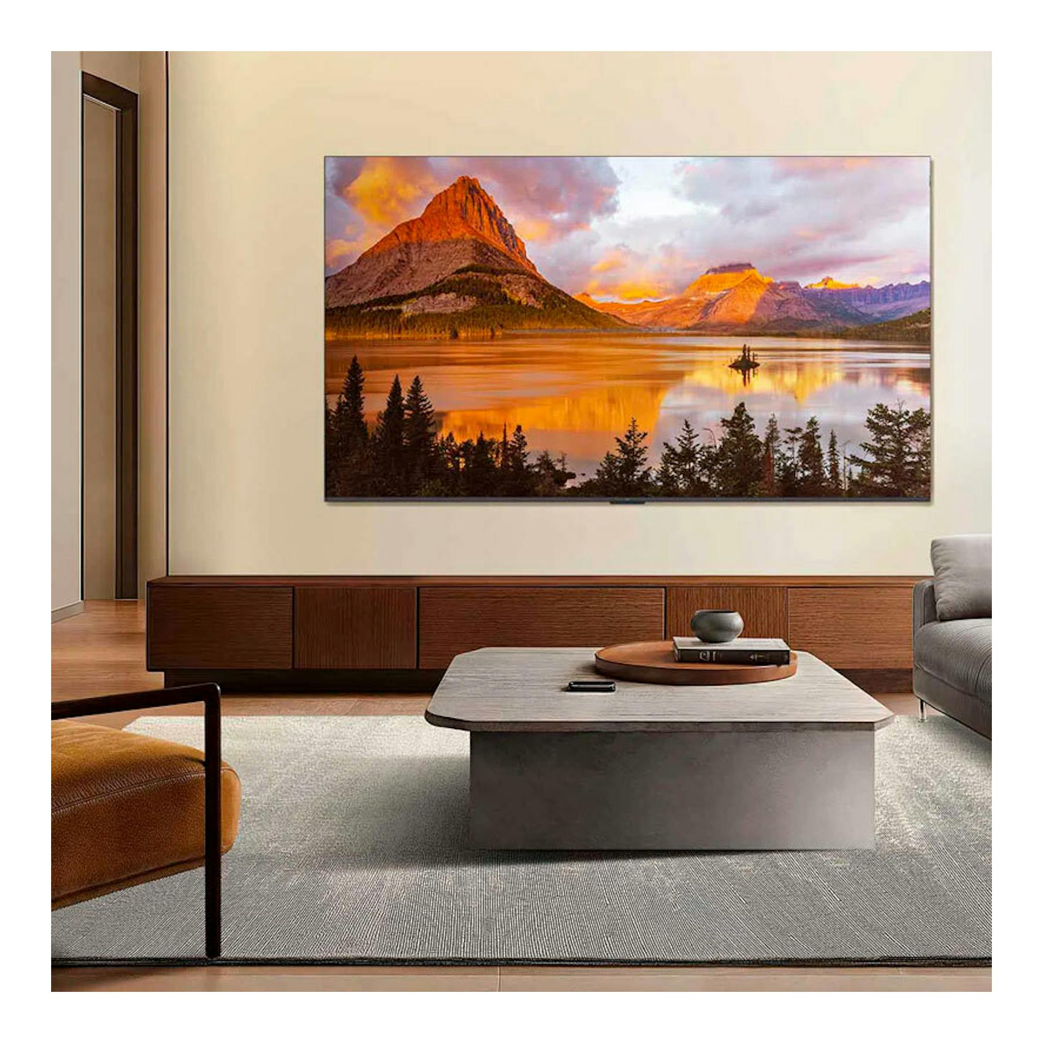 Televisor TCL 65P8K QLED 4K de 65 pulgadas, vista frontal, montado en pared.