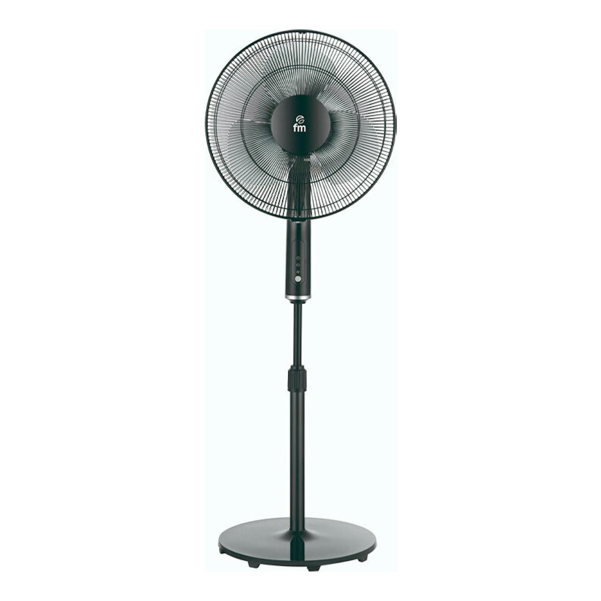 Ventilador de pie FM P-420 Black, vista frontal, color negro, con rejilla circular y base redonda.
