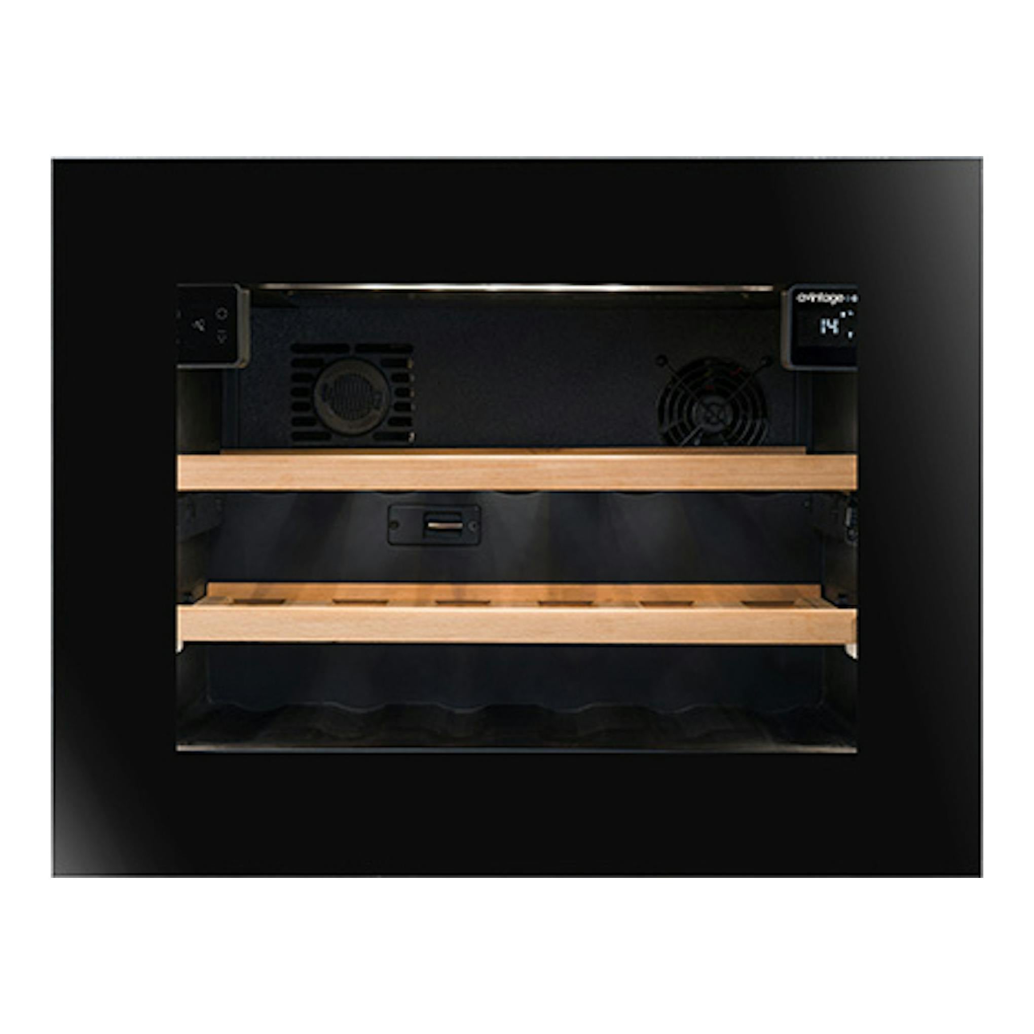 Vinoteca Avintage AVI45PLATINUM negra, vista frontal, con estantes de madera y display digital.