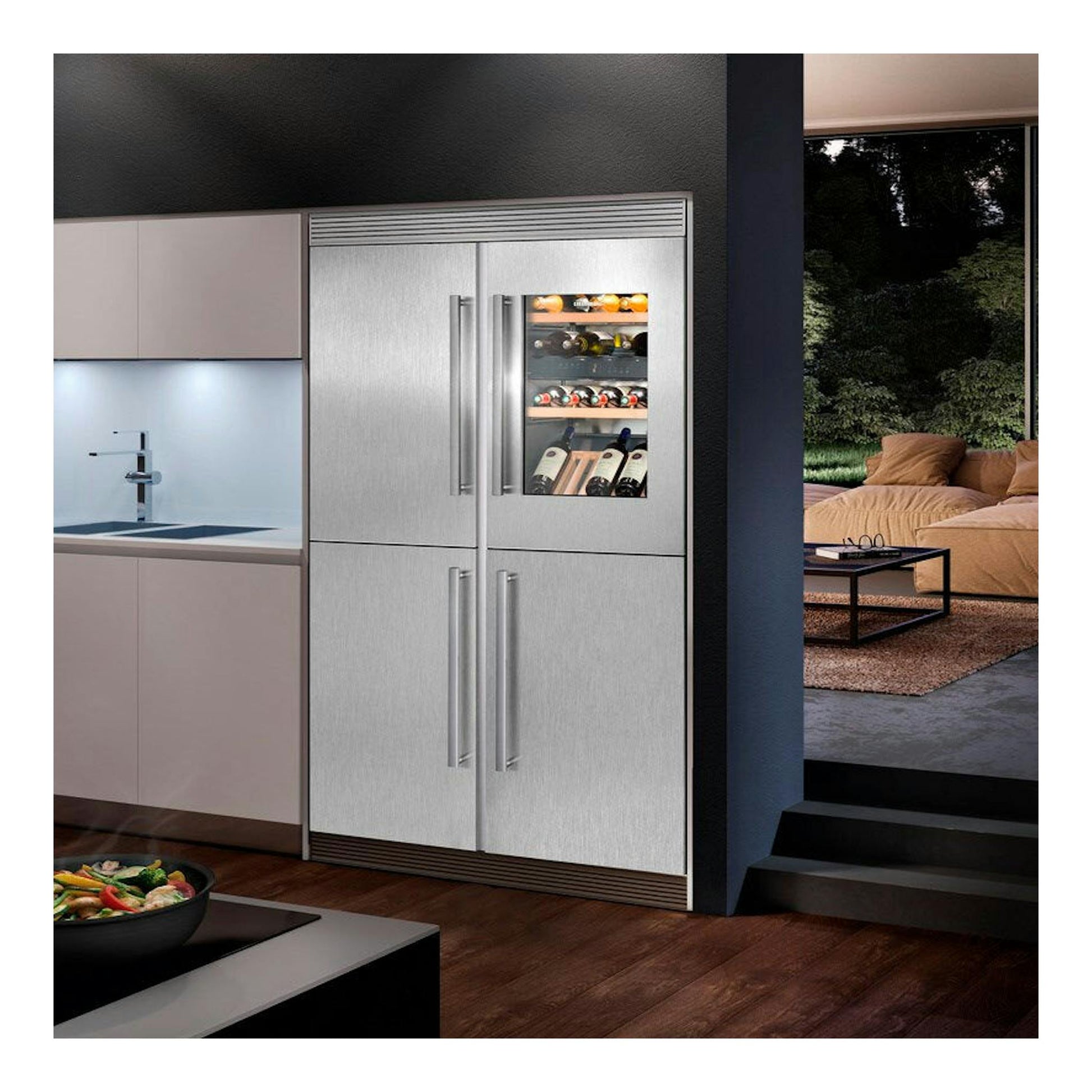 Vinoteca integrable Liebherr EWTdf 1653, vista frontal, acero inoxidable, doble puerta y ventana en la superior derecha.