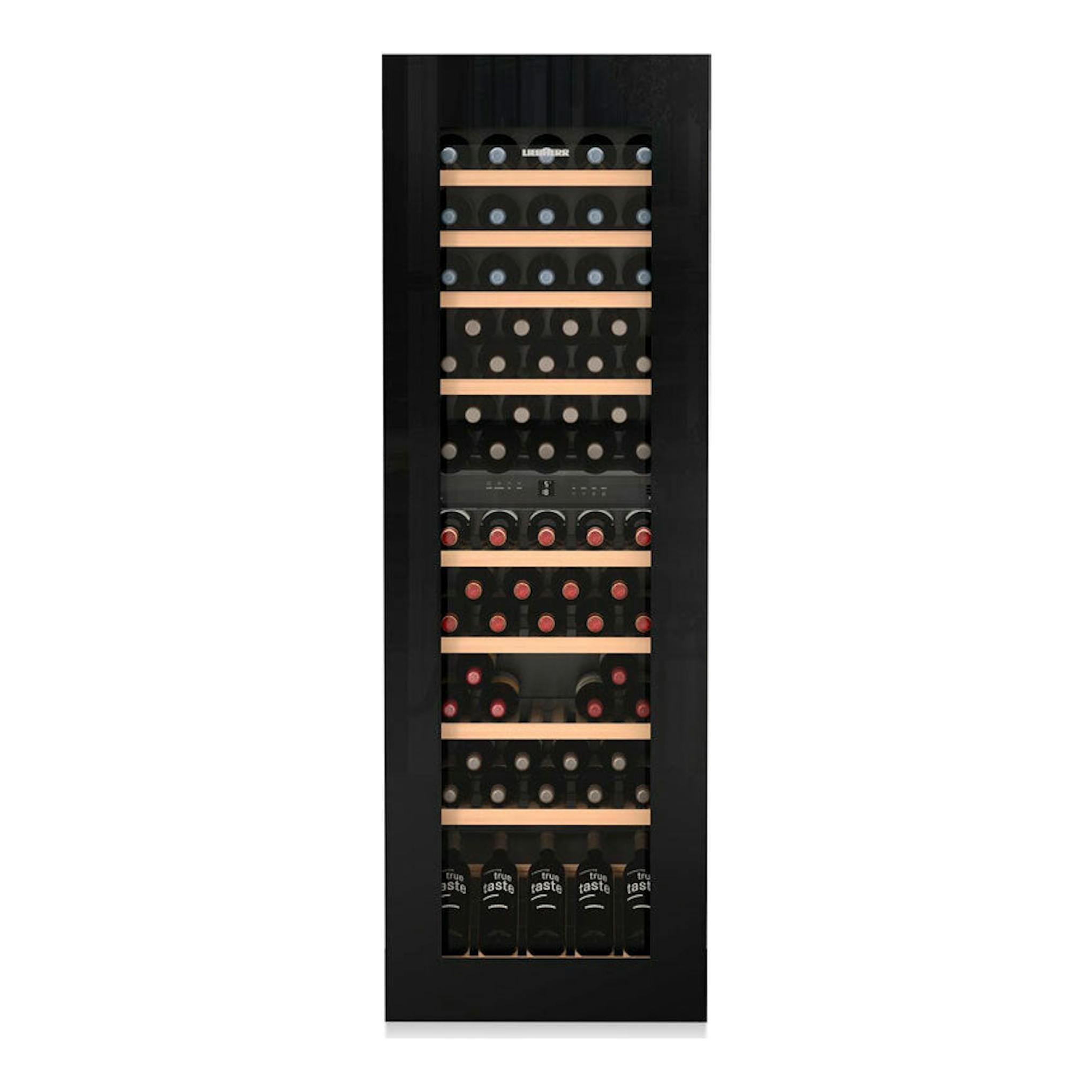 Vinoteca integrable Liebherr negra, vista frontal, con puerta de cristal y botellas en estantes de madera.