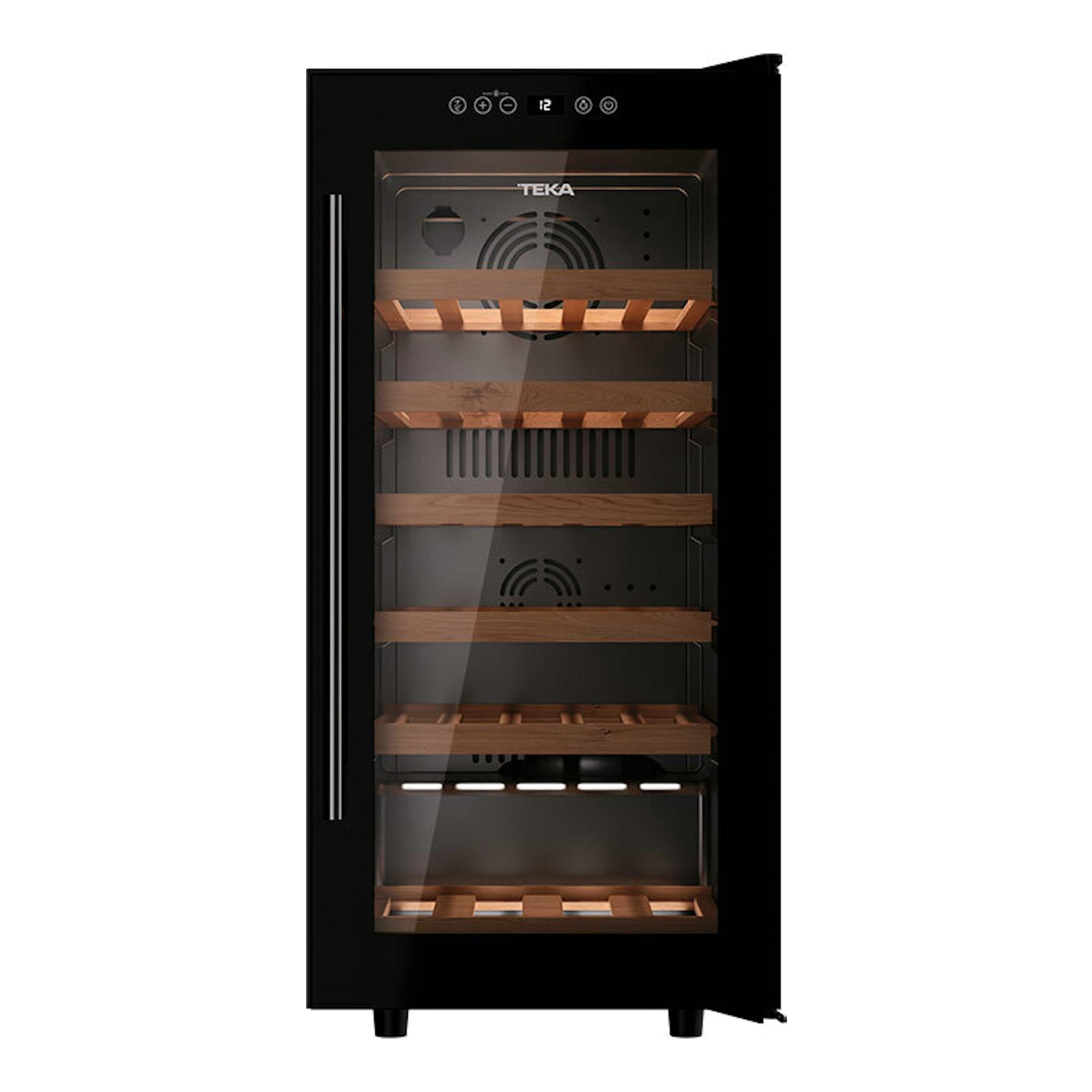 Vinoteca Teka RVF10032 negra, vista frontal, con puerta de vidrio y baldas de madera.